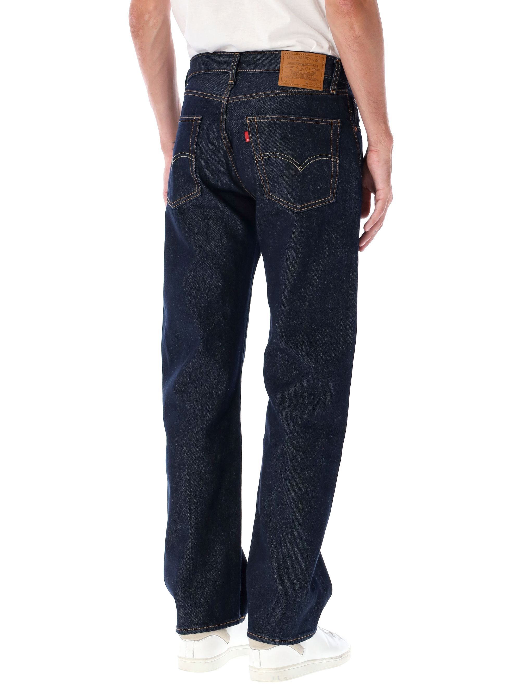 LEVI'S Relaxed Straight Jeans - Size 32