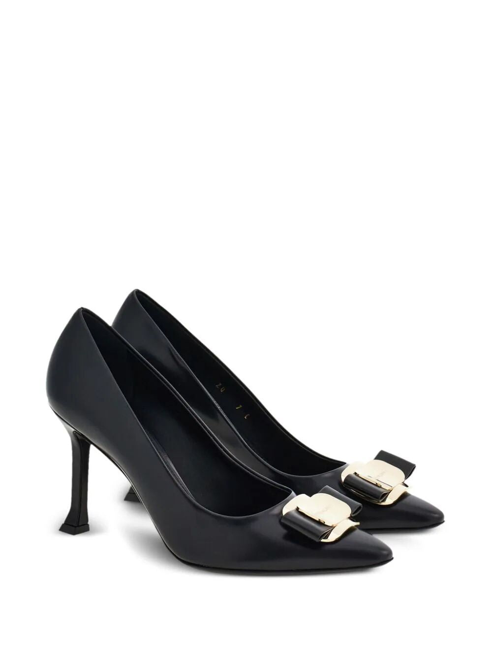 Ferragamo New Vara Plate Mini Pump
