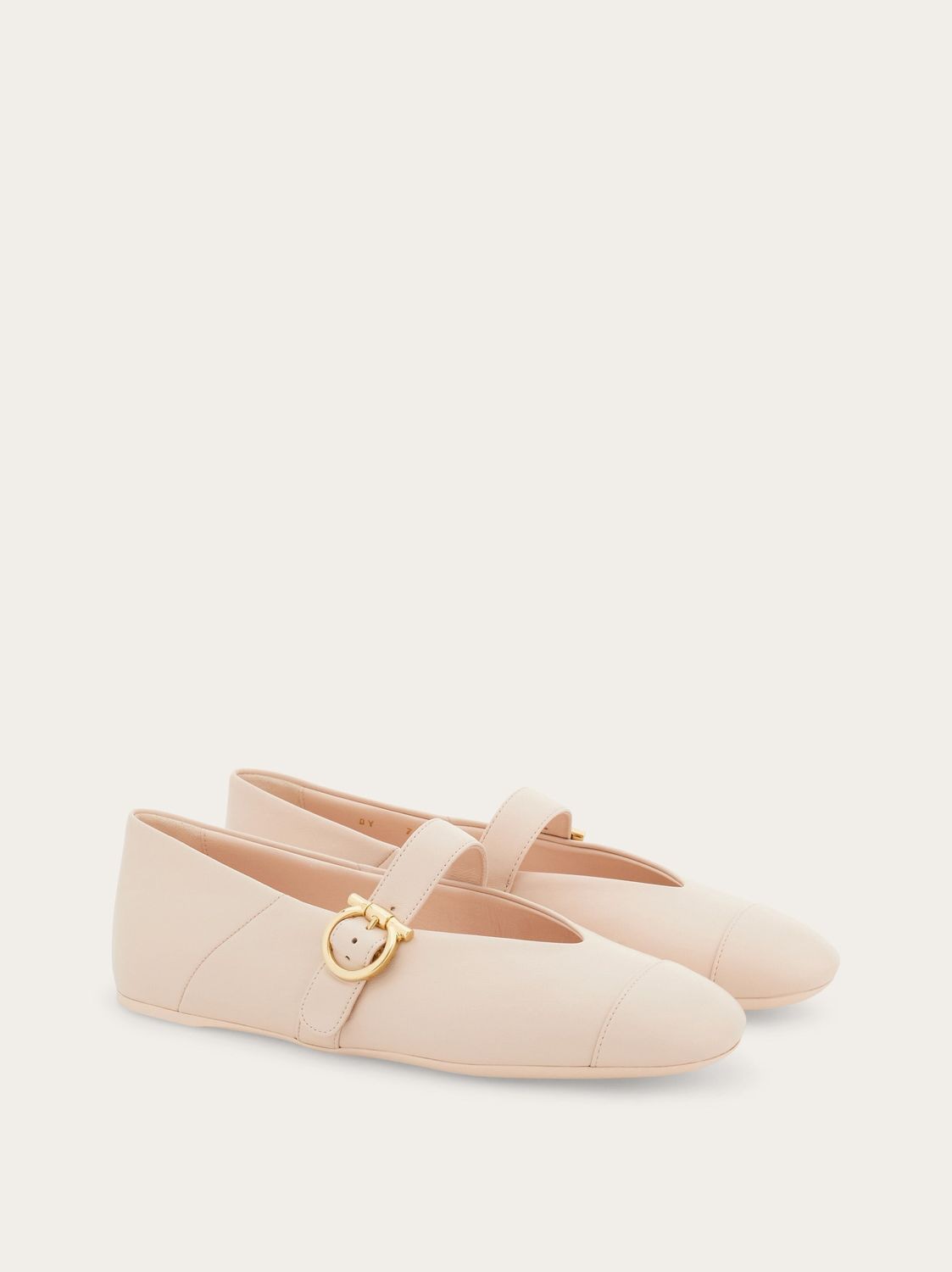 Ferragamo Elegant Ballerina Flats for Women
