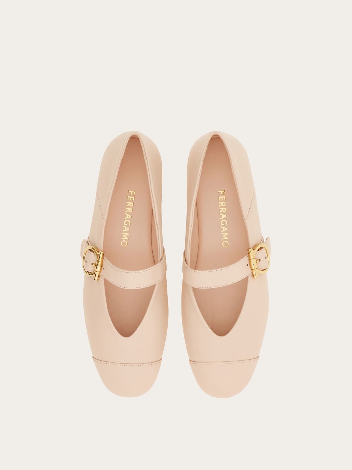 Ferragamo Elegant Ballerina Flats for Women