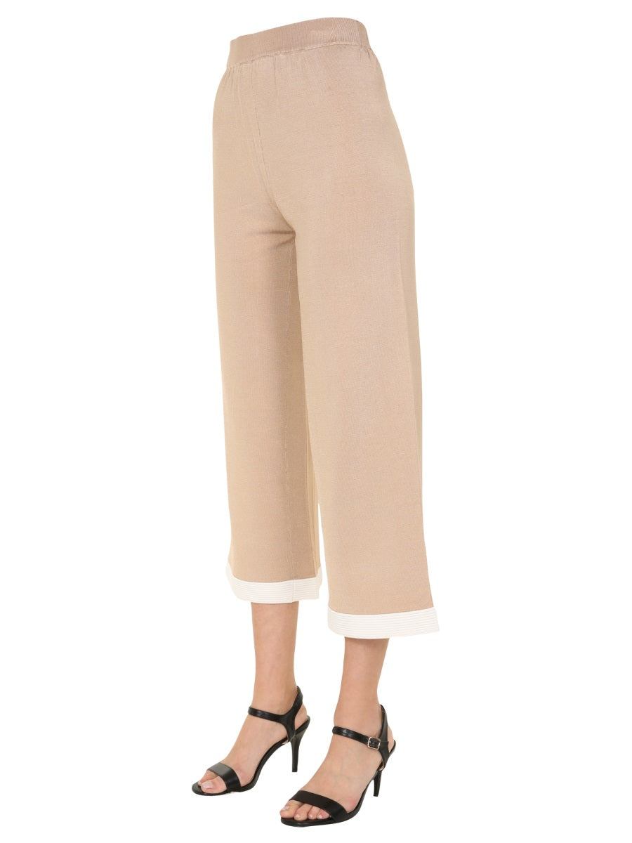 BOUTIQUE MOSCHINO Chic Cropped Trousers for Women
