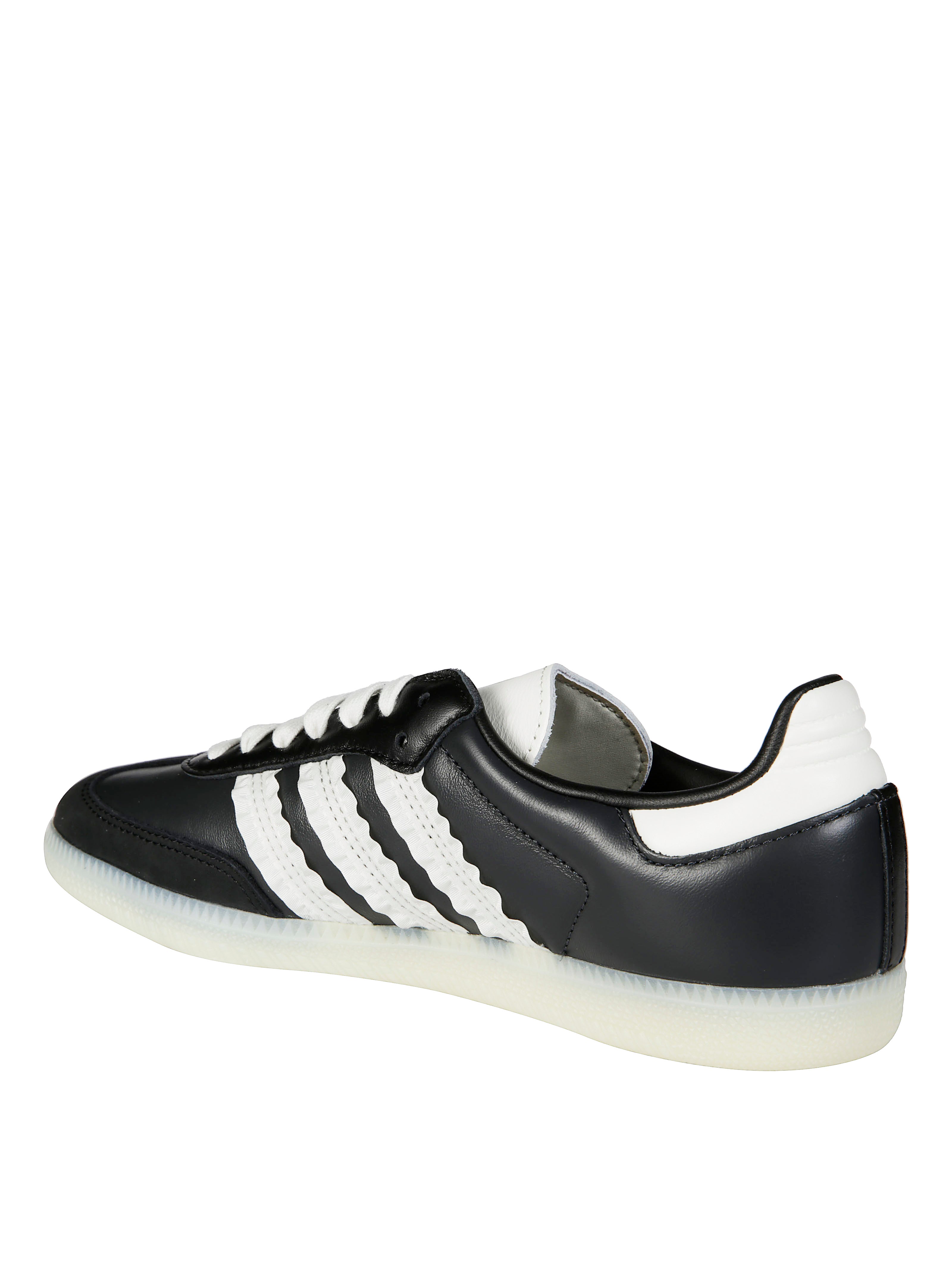 ADIDAS Classic Soccer-Inspired Sneakers for Men