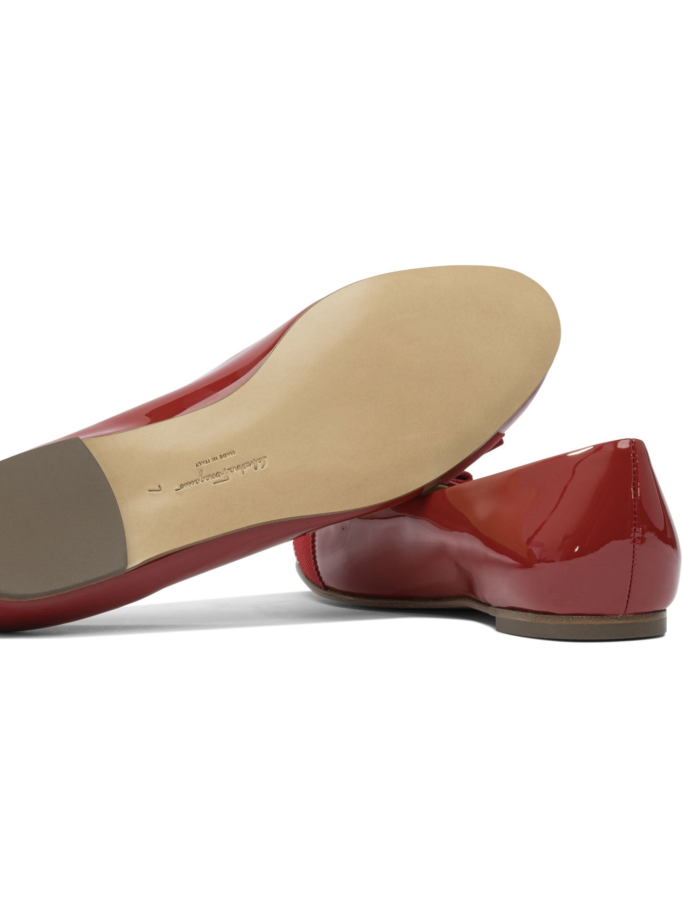 Ferragamo Elegant Ballerinas for Women - Fall/Winter 2025