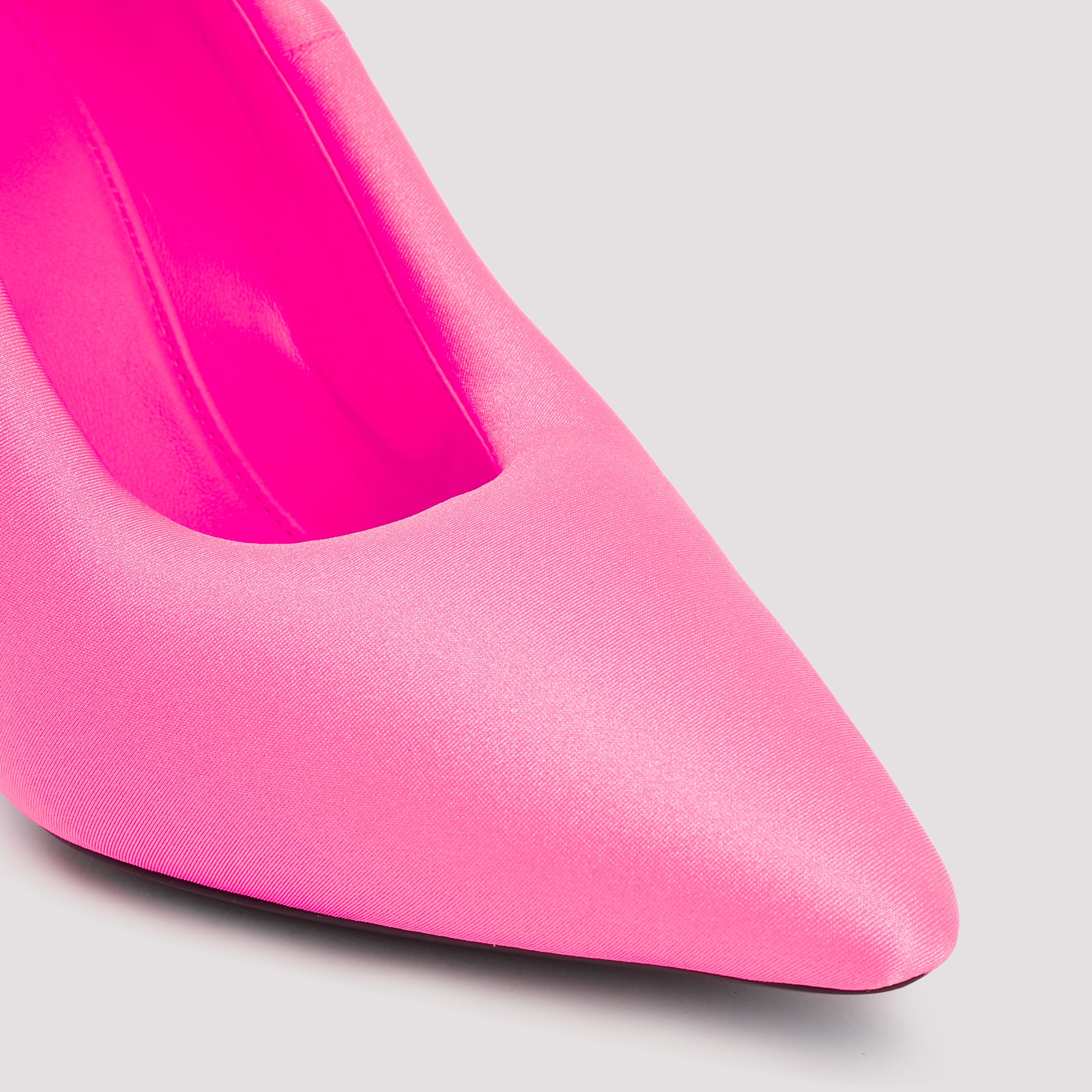 BALENCIAGA XL Pumps for Men - Stylish and Supportive