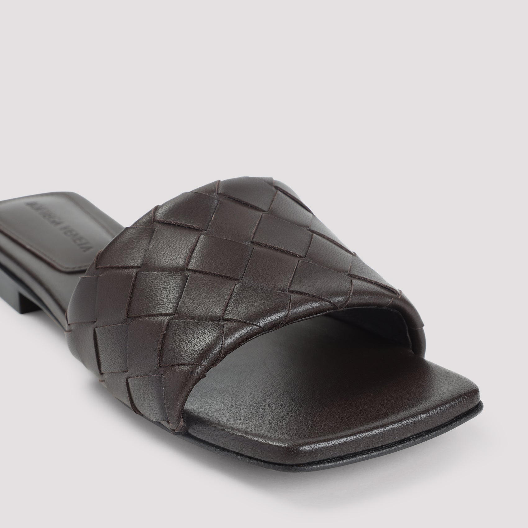 BOTTEGA VENETA Flat Sandals for Modern Men