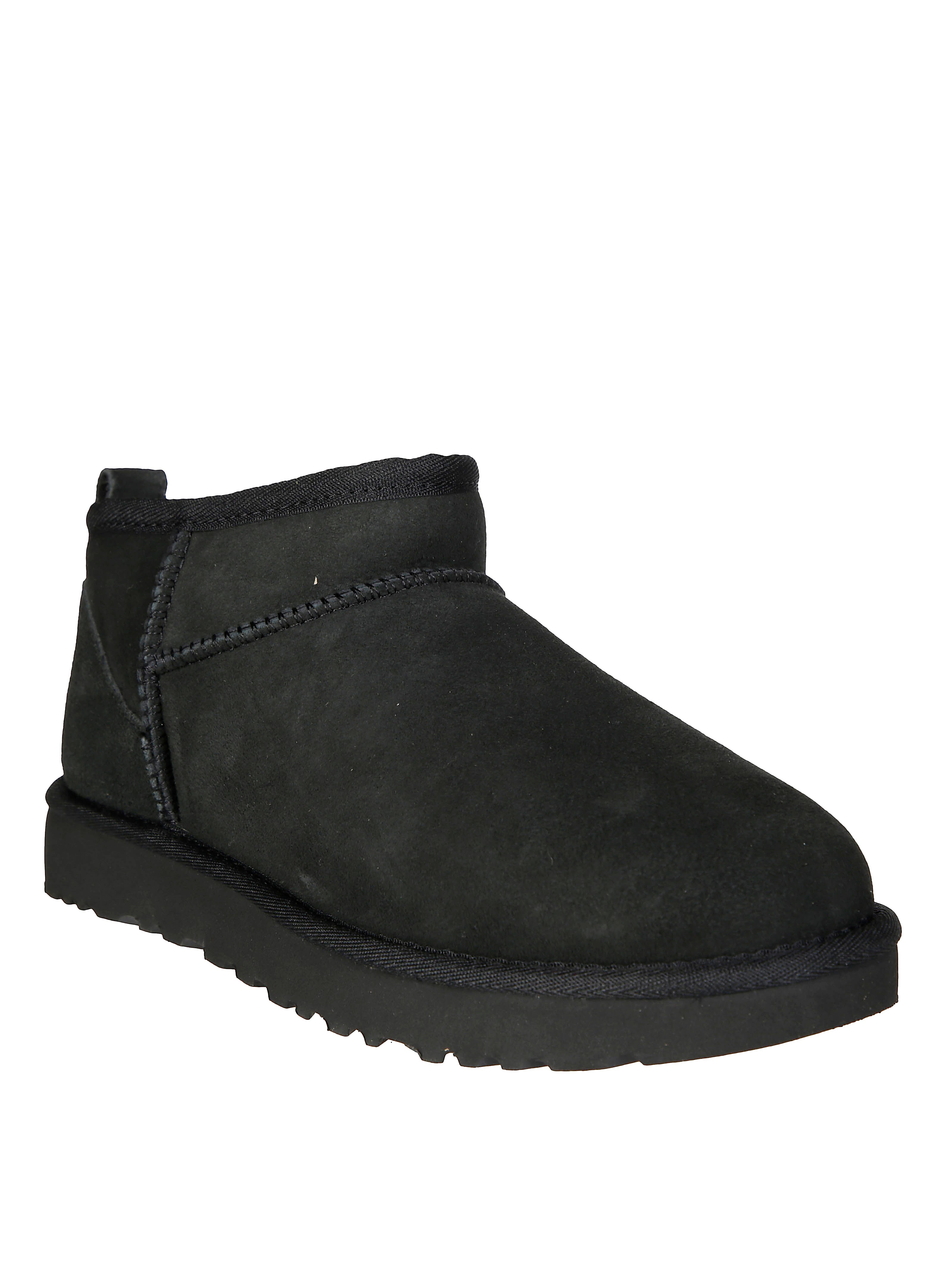 UGG Men's Classic Mini Boot