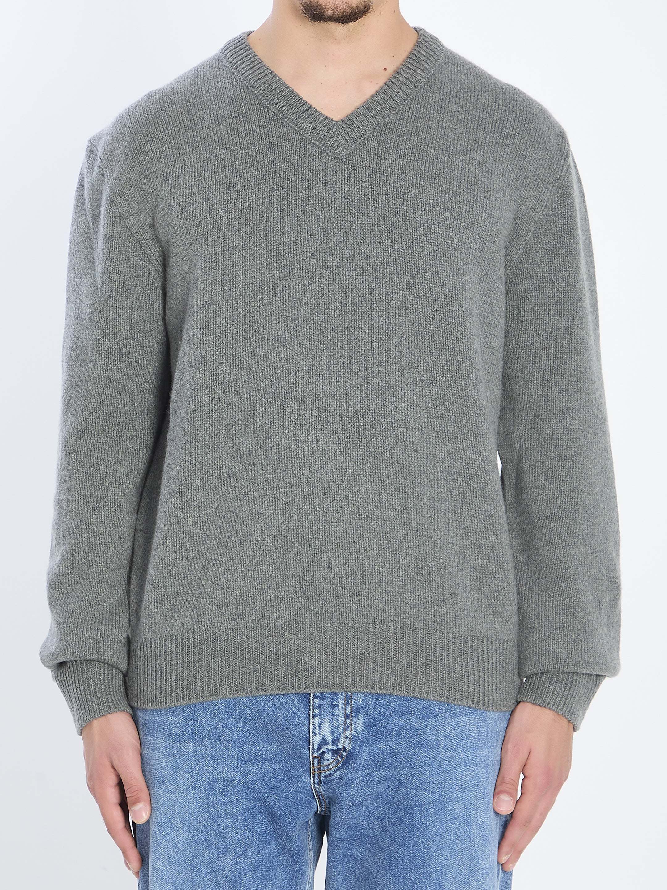THE ROW Mid-Weight Cashmere V-Neck Sweater Size L
