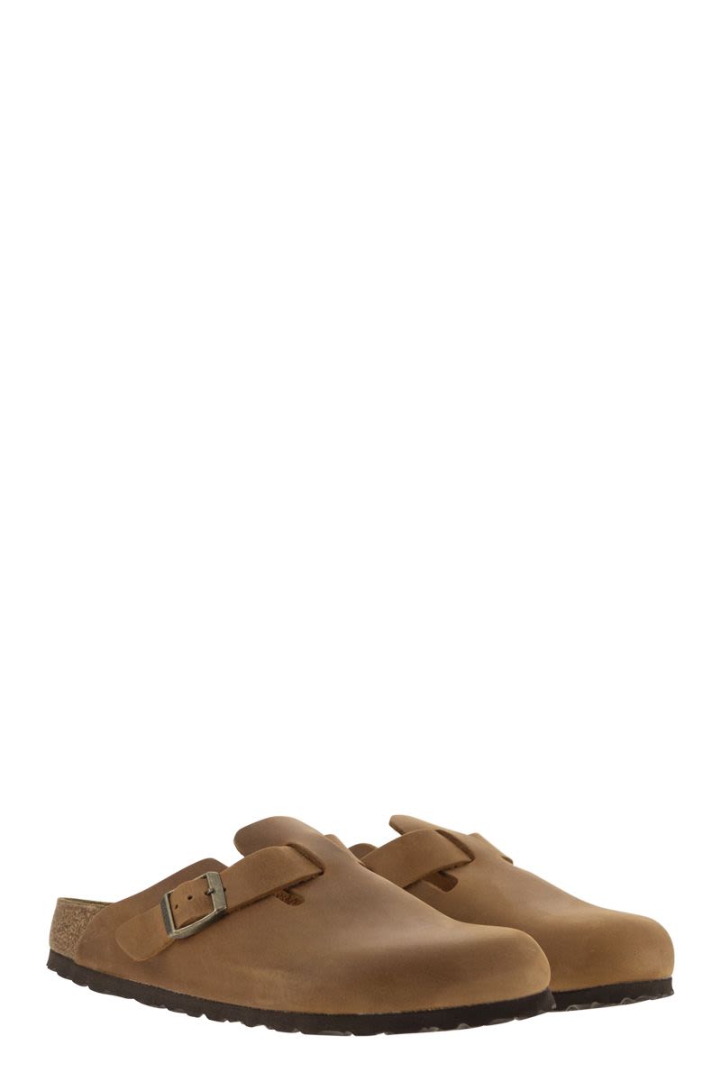 BIRKENSTOCK Classic Oiled Leather Sabot