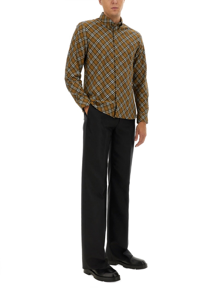 BURBERRY Classic Checked Button-Up Shirt - Size M