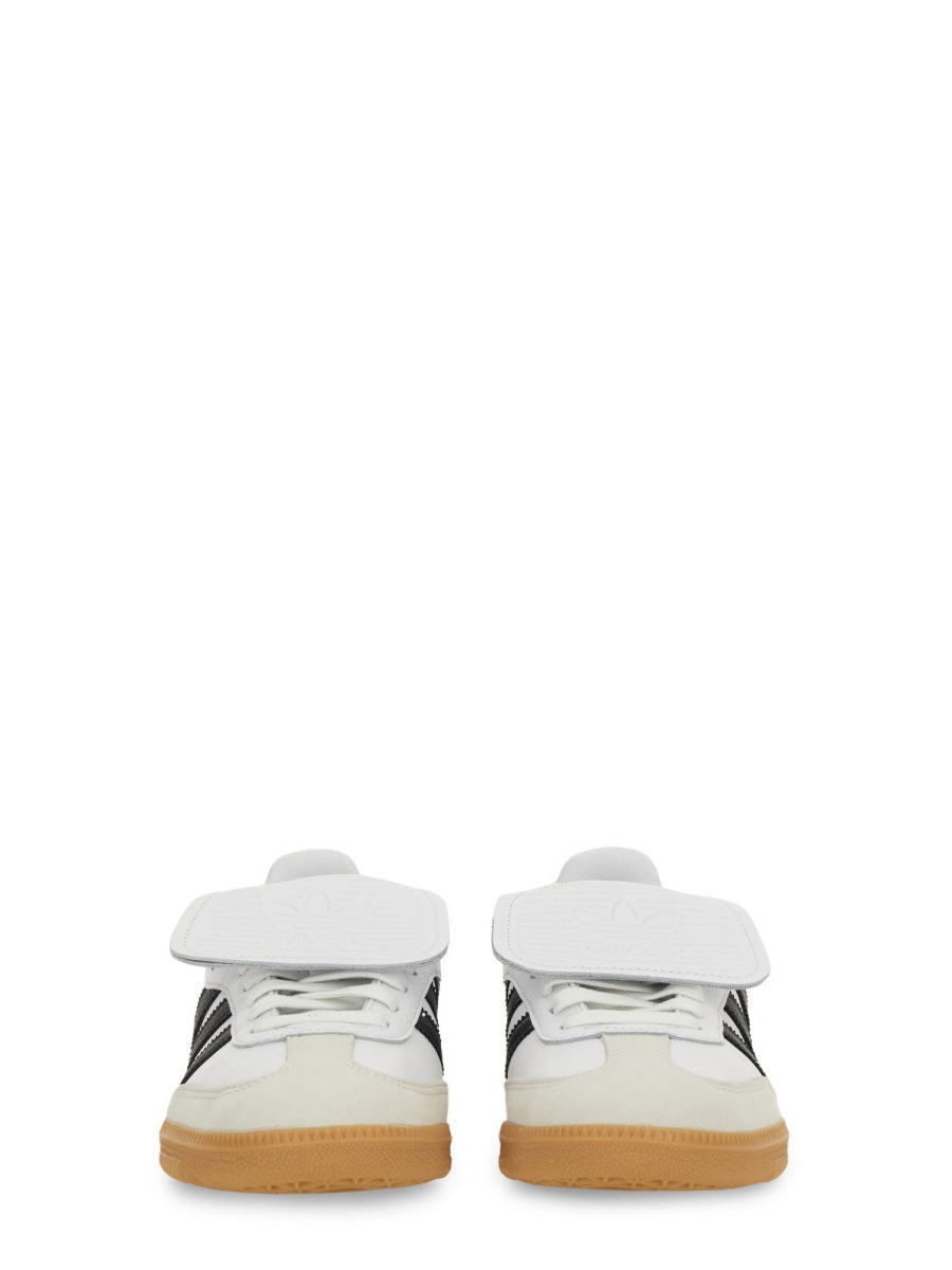 ADIDAS ORIGINALS Classic Unisex Sneakers