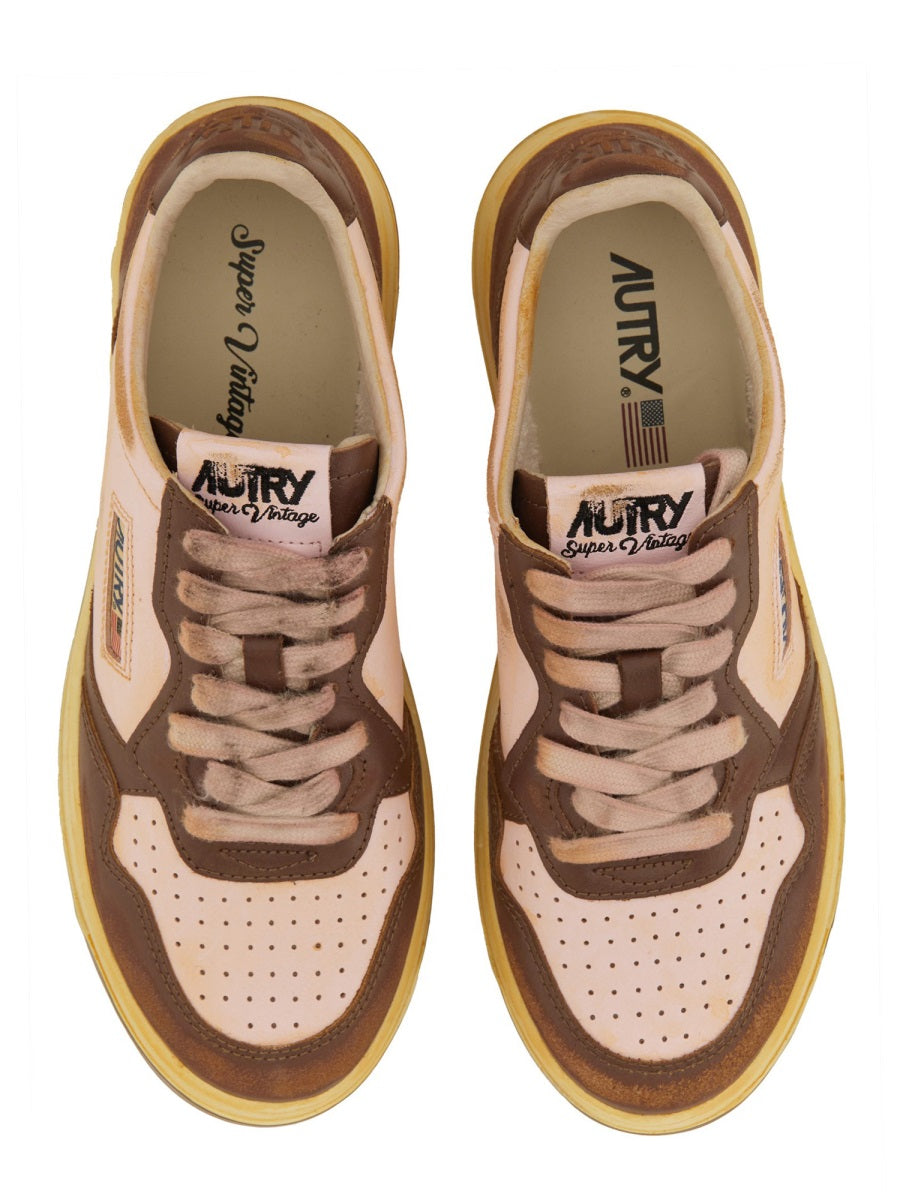 AUTRY Super Vintage Sneakers for Women