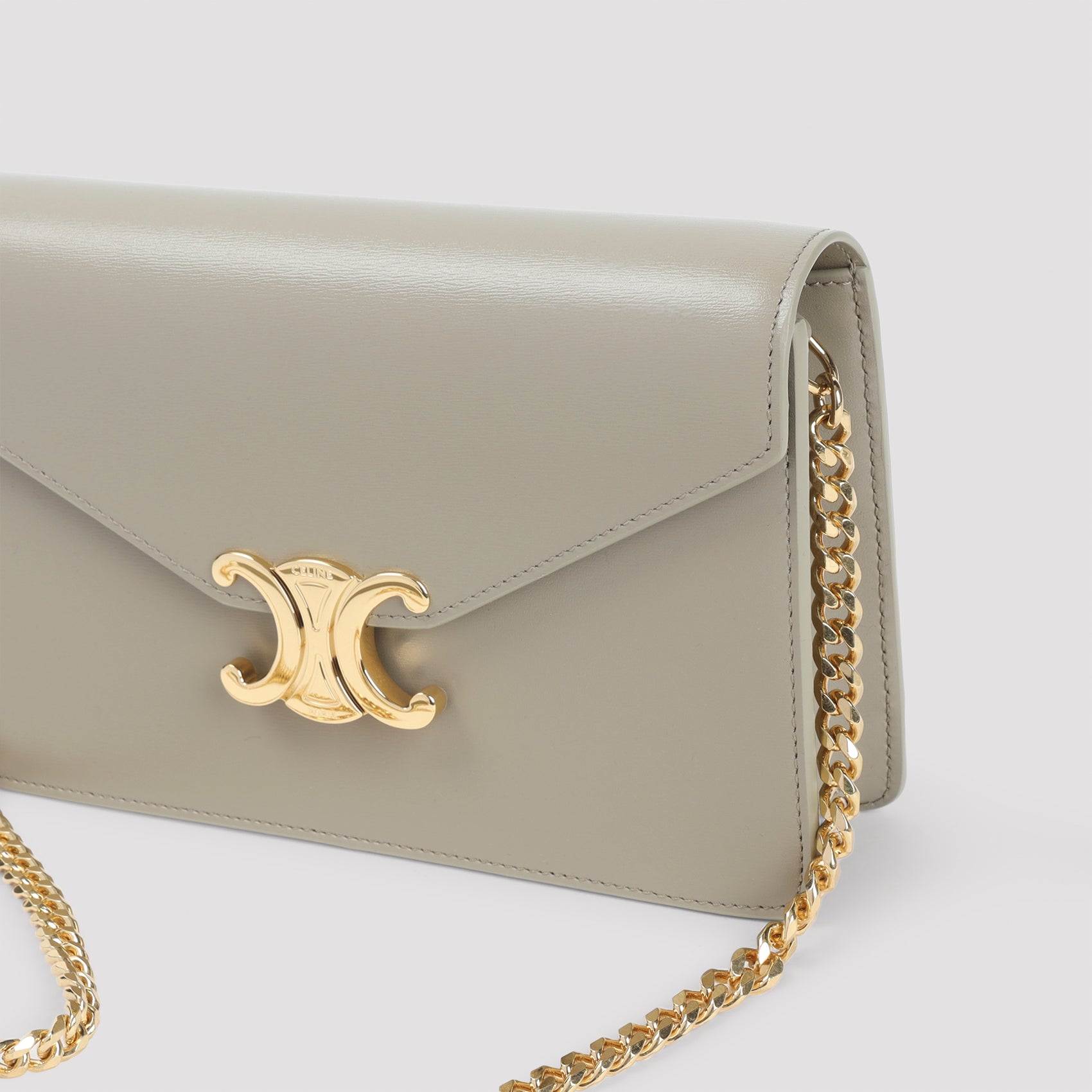 CELINE Margo Mini Wallet on Chain - 19.5cm x 12cm x 4cm