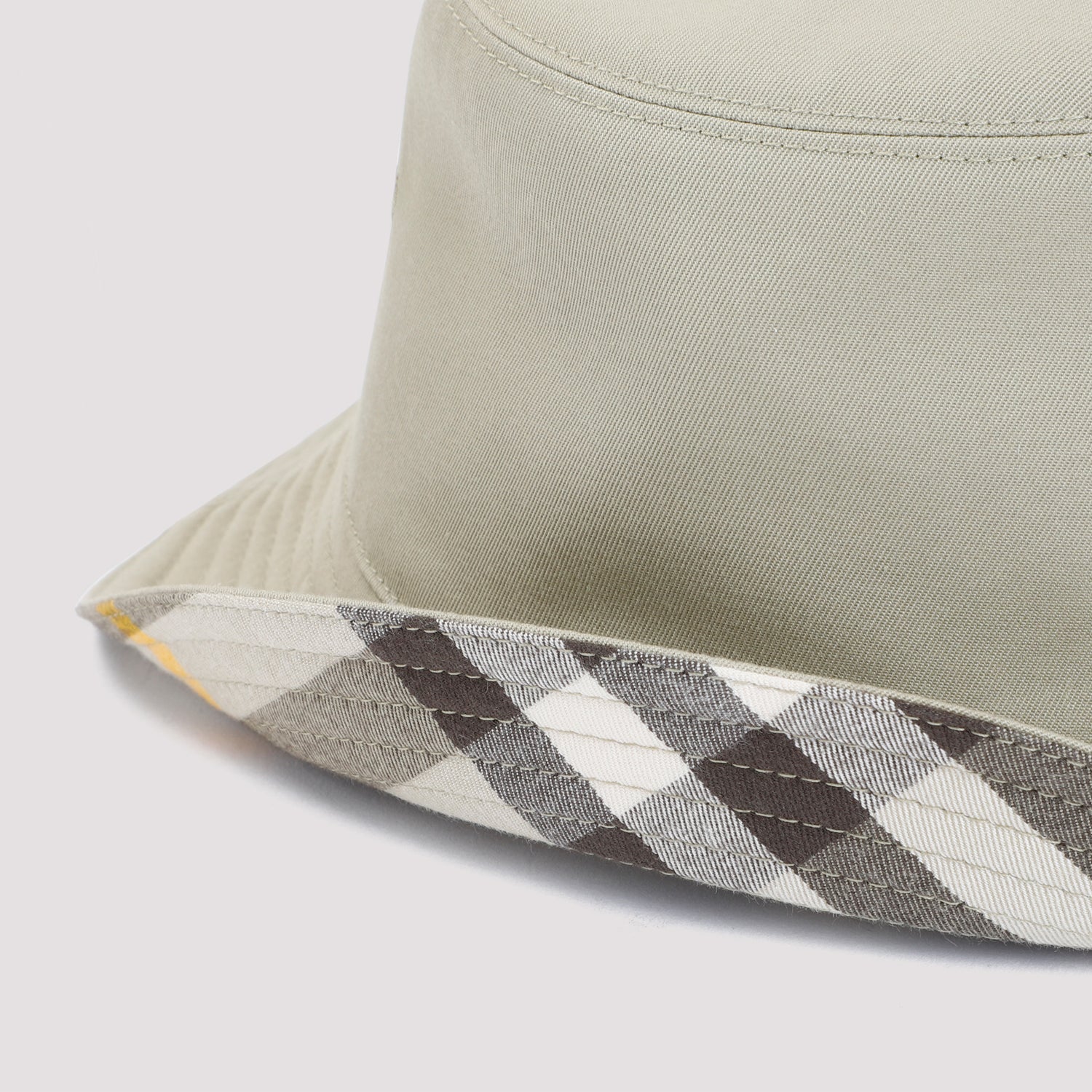 BURBERRY Stylish Bucket Hat for Men