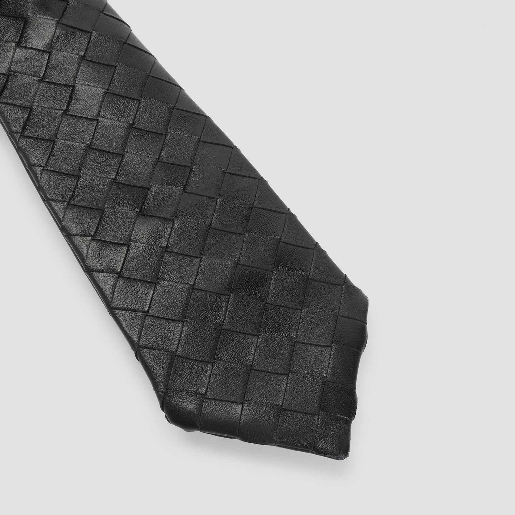 BOTTEGA VENETA Intrecciato Leather Tie