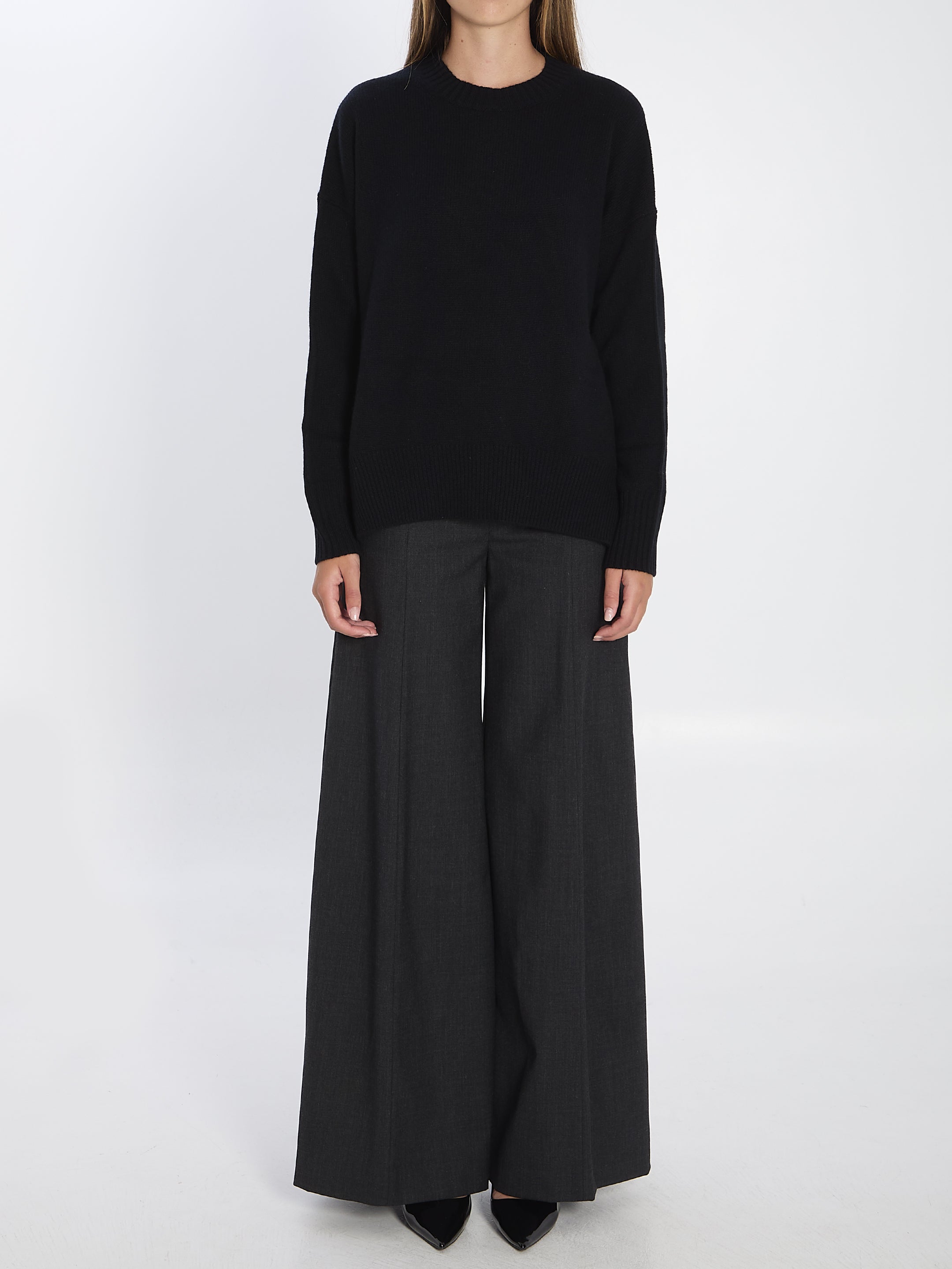 ALLUDE Cashmere Sweater with Ribbed Detail and Relaxed Fit, Size S