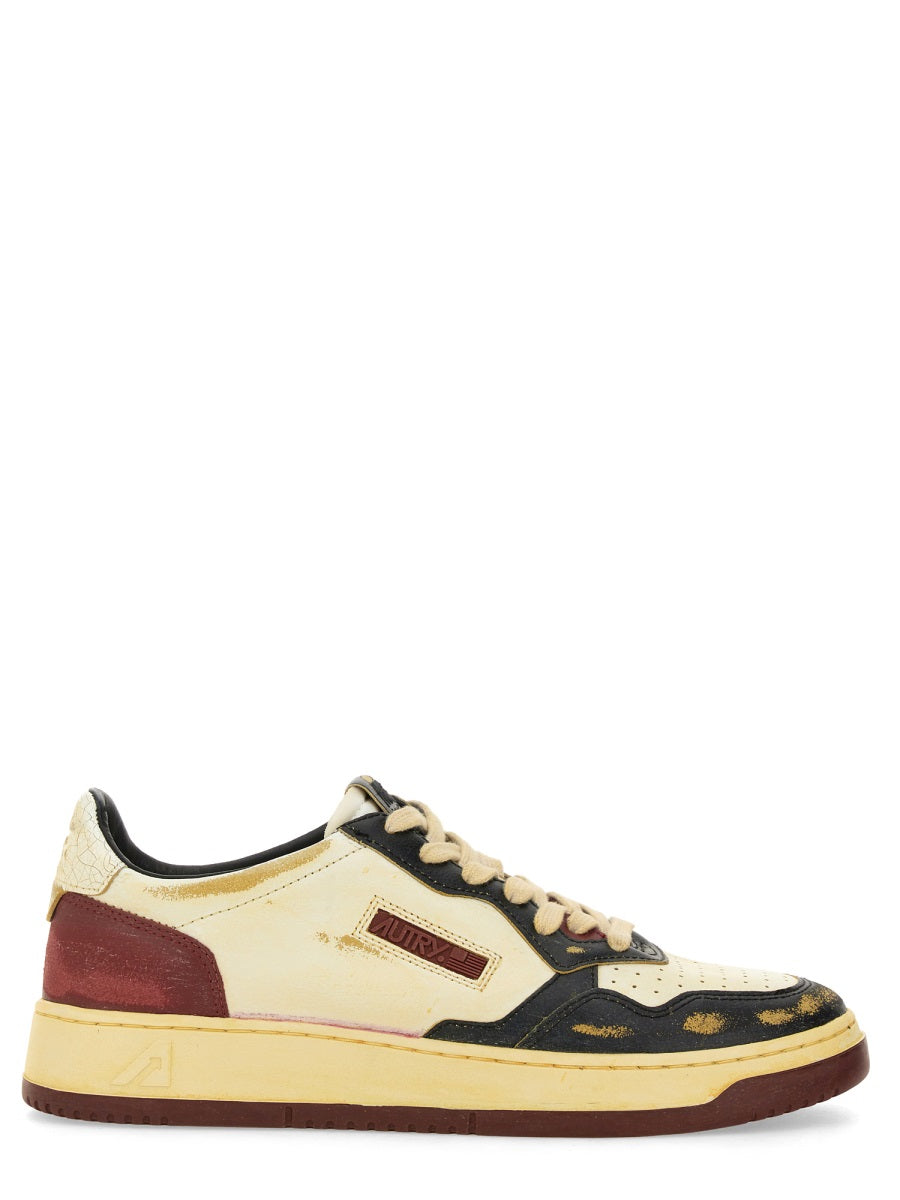 AUTRY Vintage-Inspired Men's Low-Top Sneakers