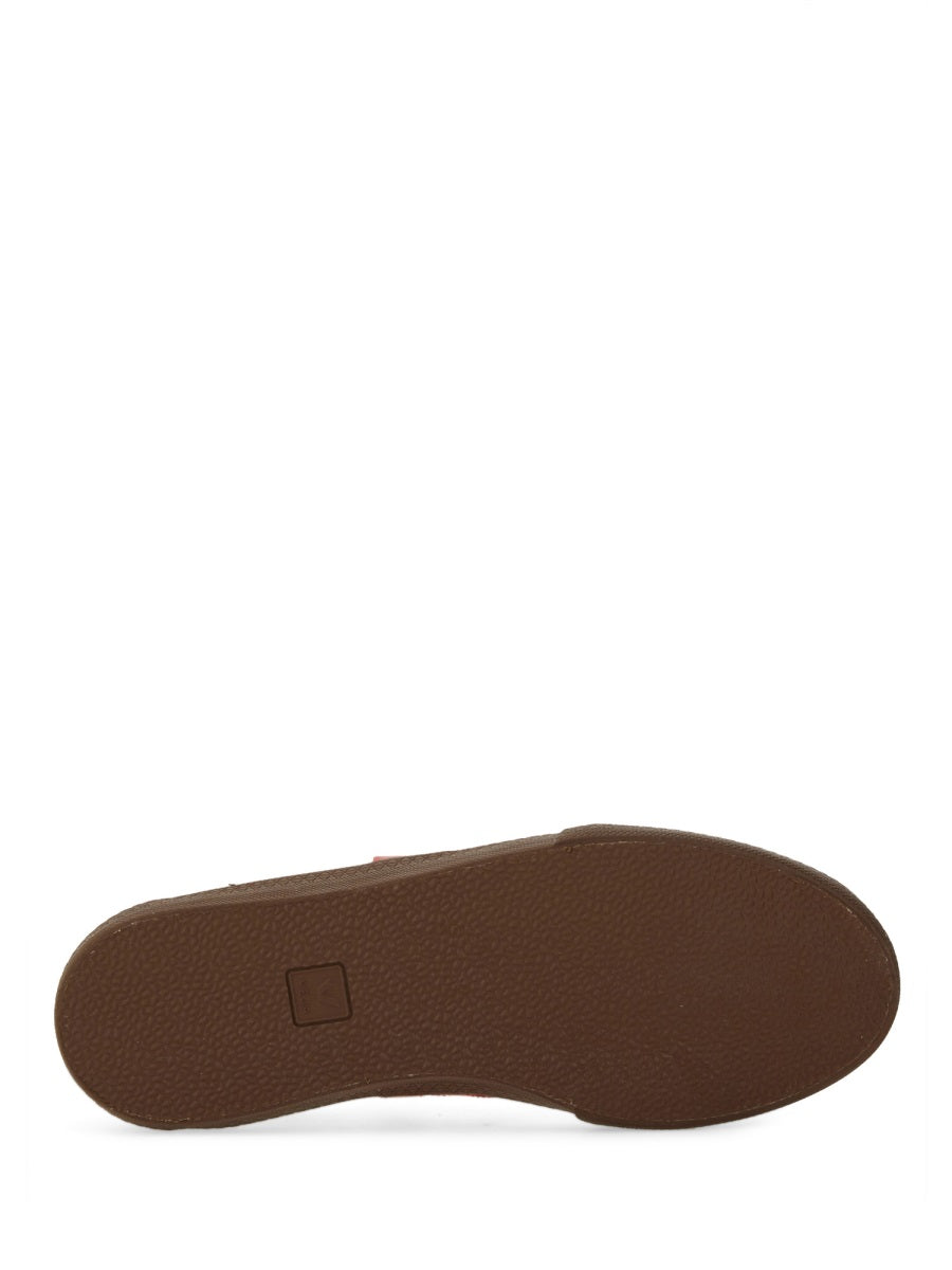 VEJA Men's Classic Volley Sneaker