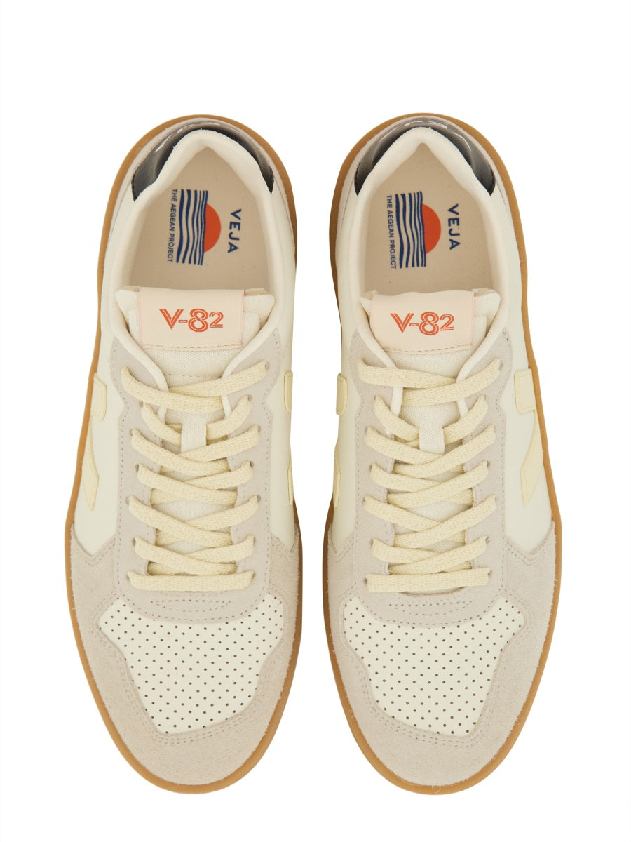 VEJA Unisex Leather Sneakers V-82 Classic Style