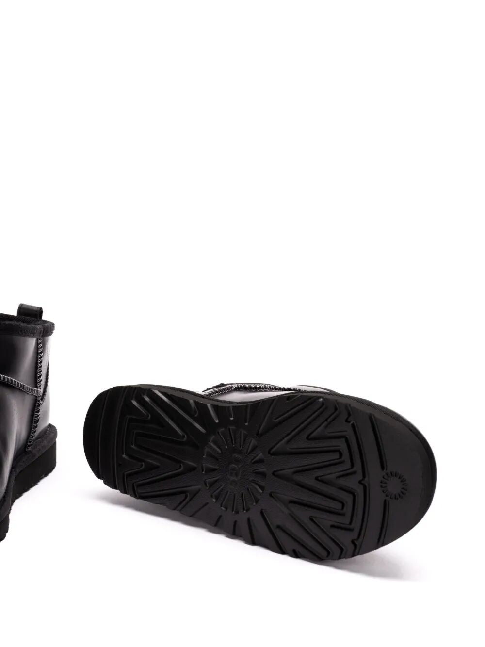 UGG Classic Ultra Mini Leather Boots for All Seasons