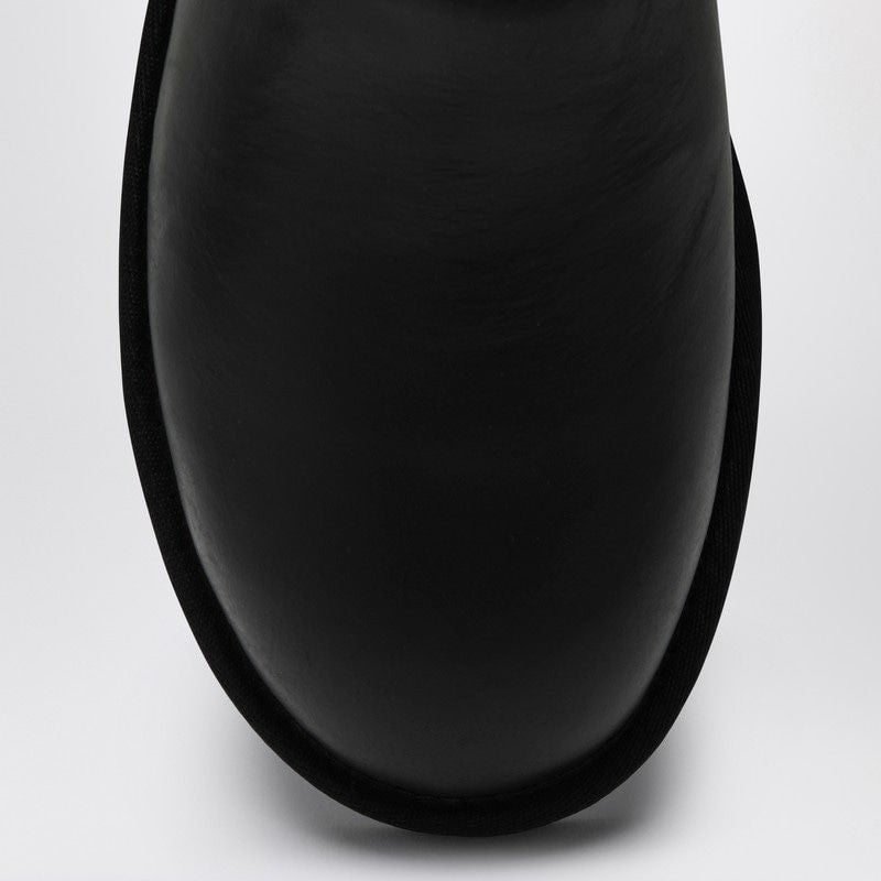 UGG Classic Ultra Mini Leather Boot