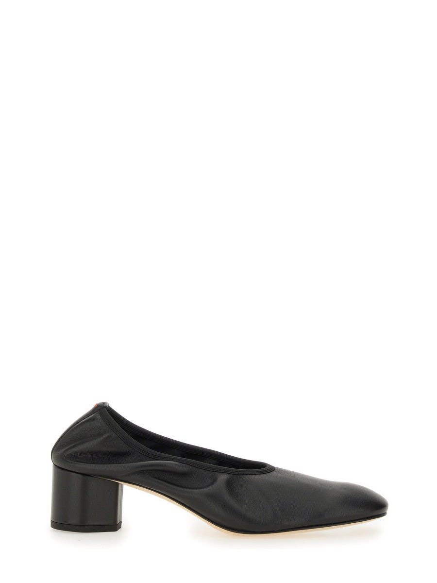 AEYDE Elegantly Crafted Pump - Gemma Style
