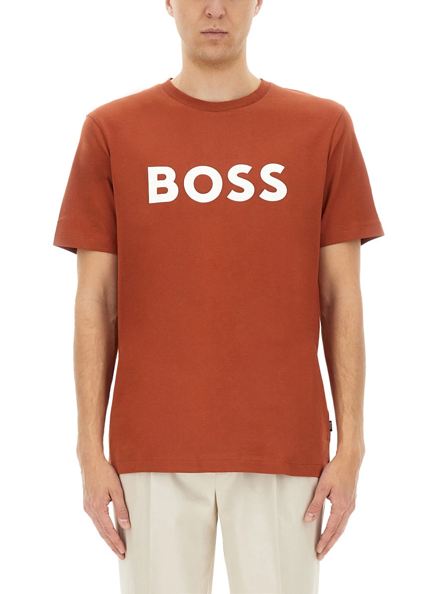 BOSS Classic Fit T-Shirt - Size L