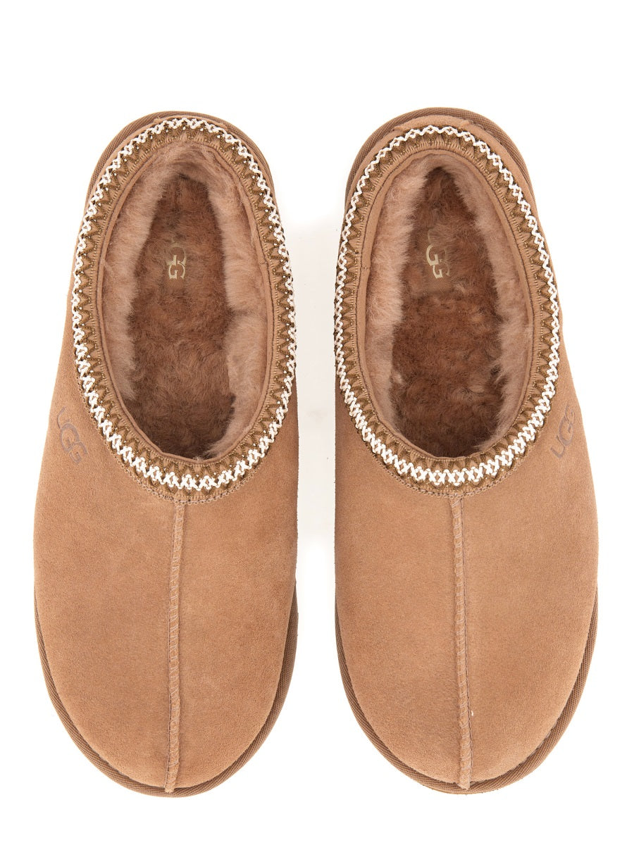 UGG Men's Classic Slipper Tassel II