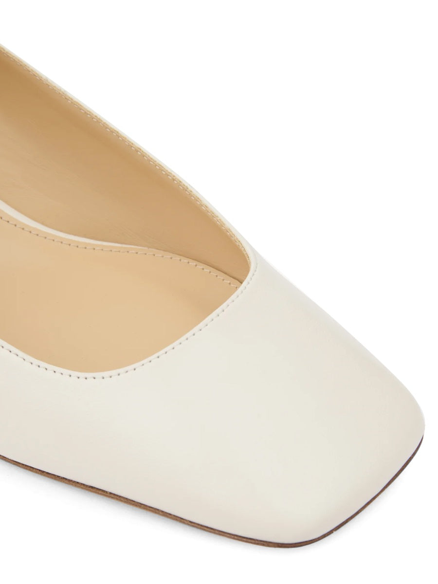 CHLOÉ Chic Charms Heels - Elegant Design