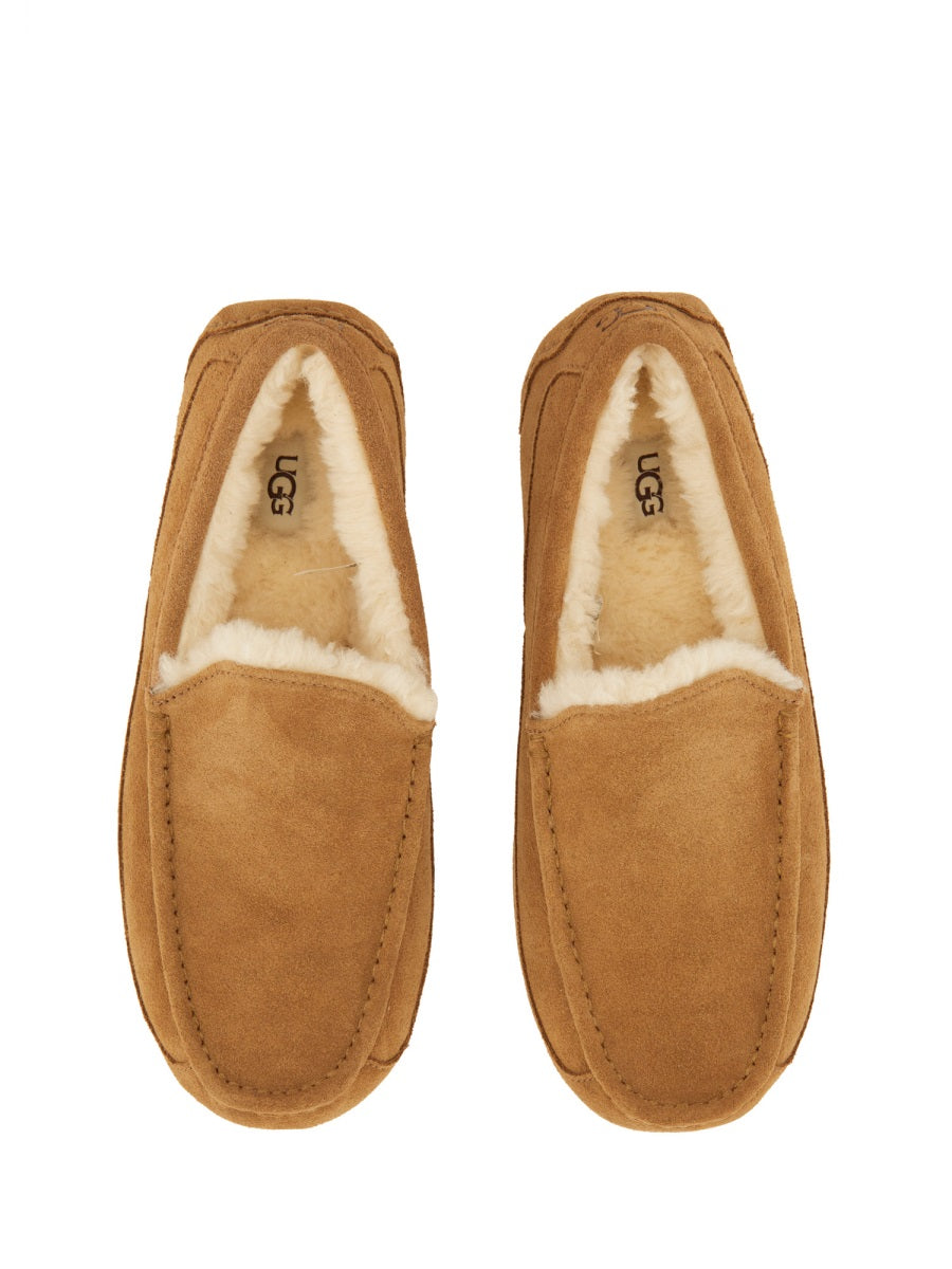 UGG Men's Slip-On Loafer 'Linscot'