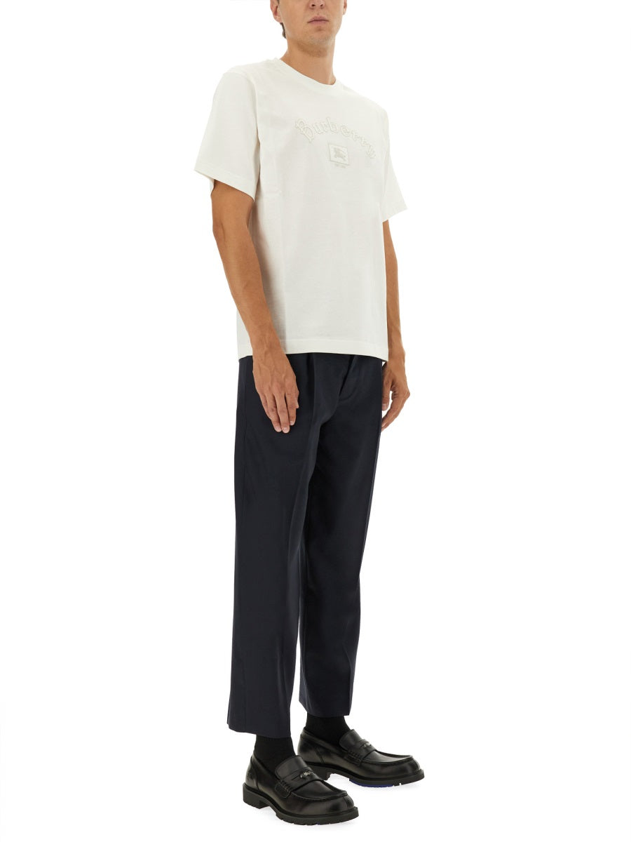 BURBERRY Gothic Logo T-Shirt - Size L