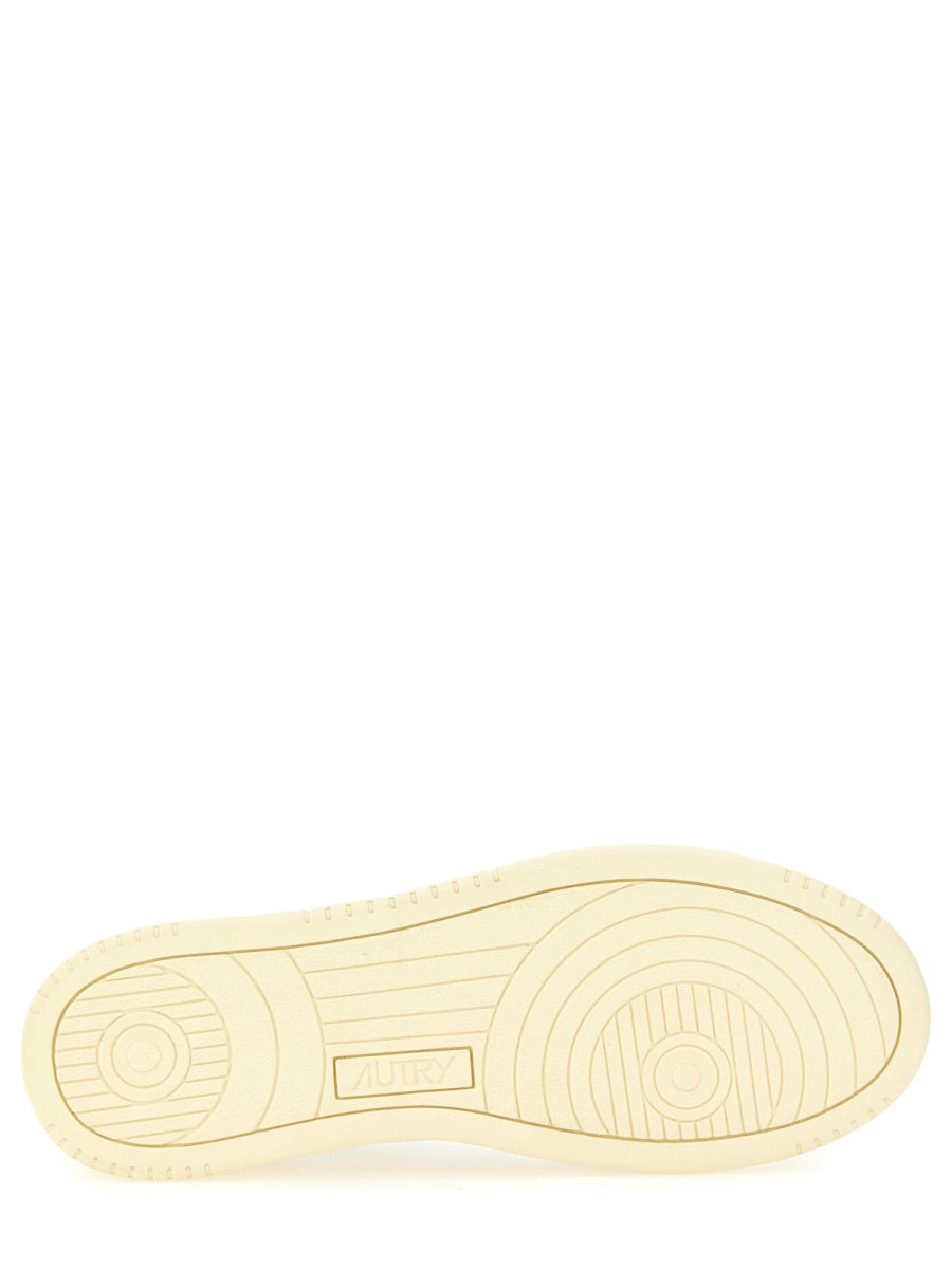AUTRY Medalist Low Sneakers for Men