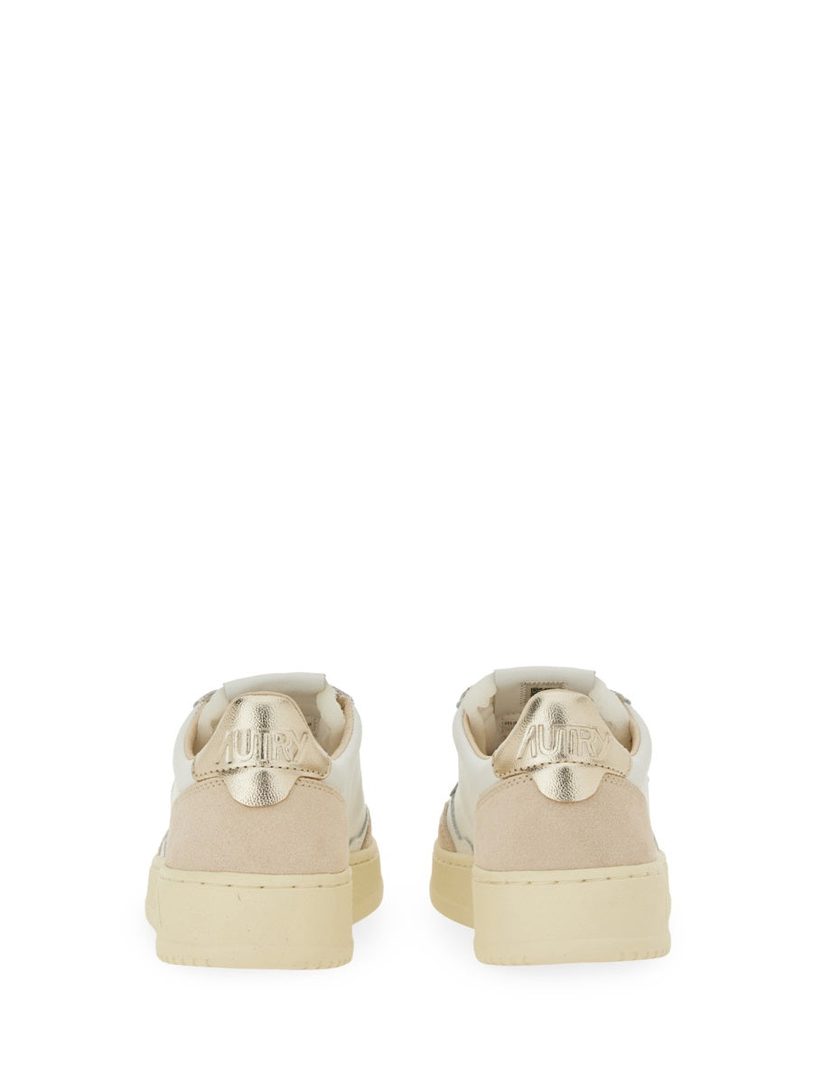 AUTRY Classic Low Top Sneakers for Women