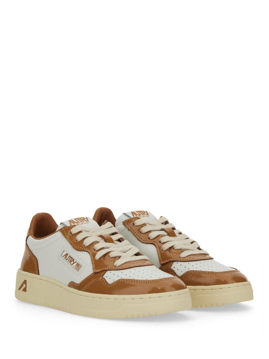 AUTRY Women's Medalist Low Sneakers