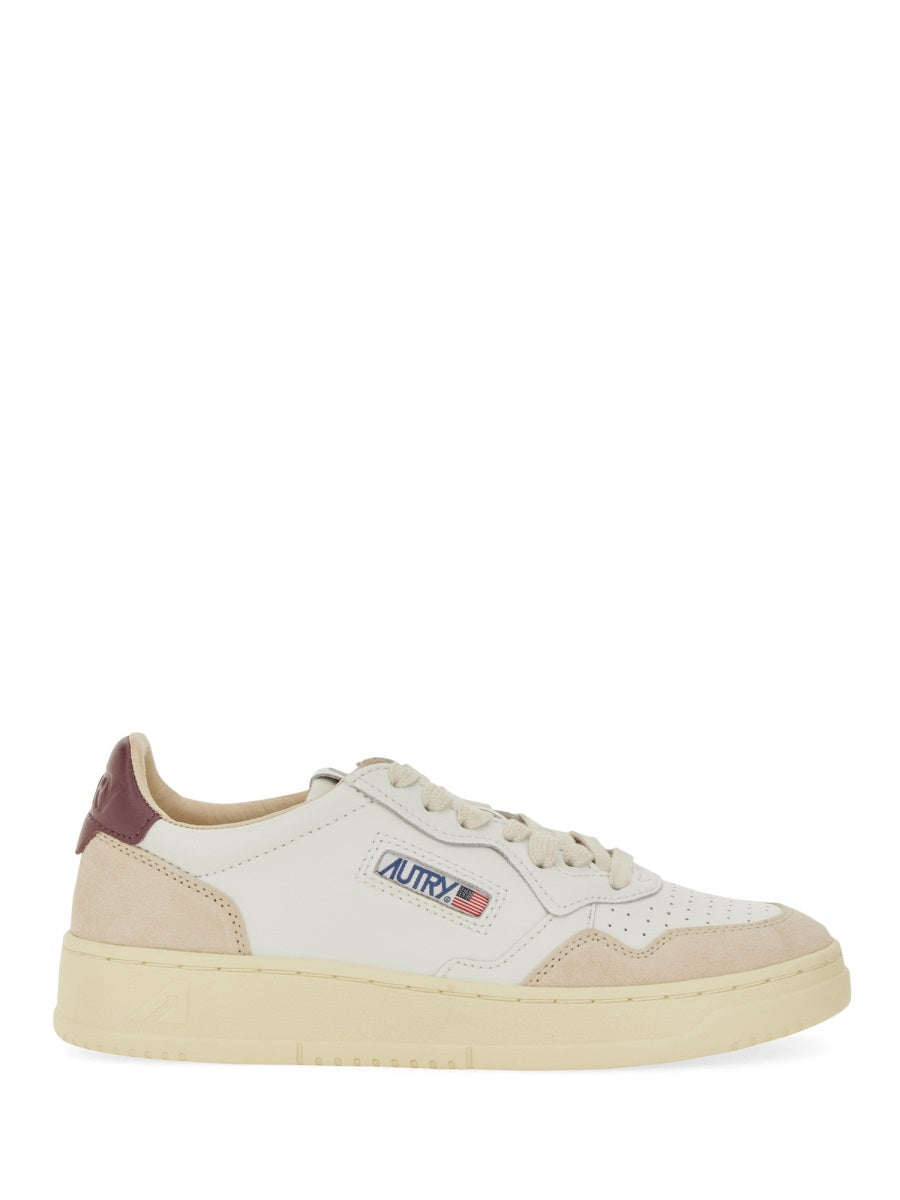 AUTRY Medalist Low Women's Sneakers