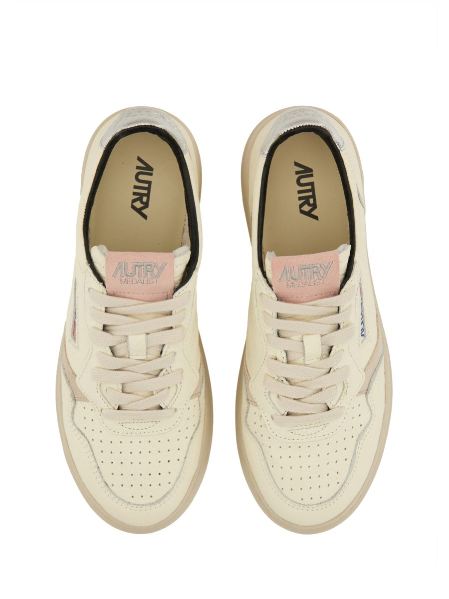 AUTRY Low Top Leather Sneakers for Women