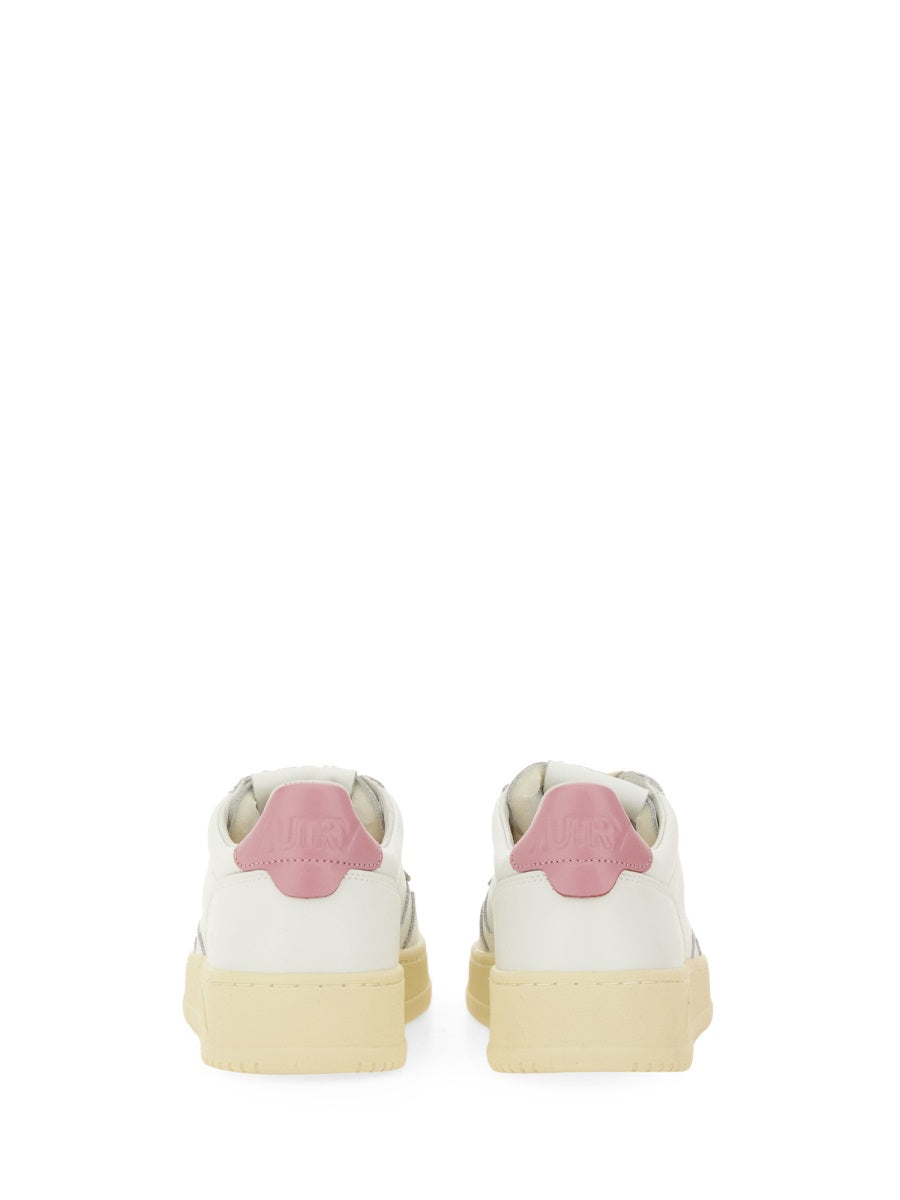 AUTRY Women's Medalist Low Sneakers