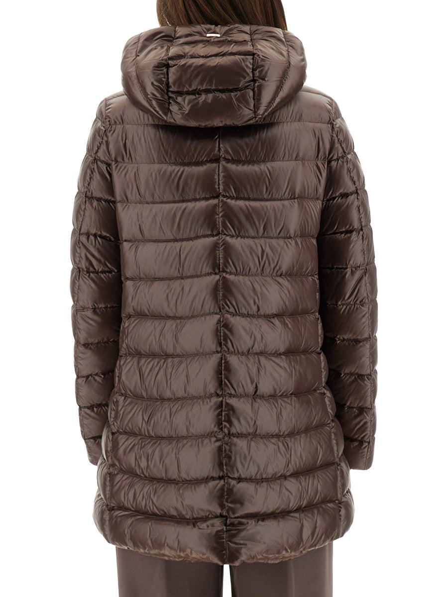 HERNO A-Shape Resort Down Jacket in Size 40 IT