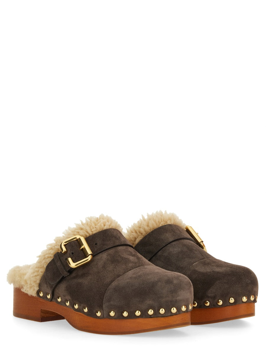CHLOÉ Flat Jeannette - Classic Leather Style