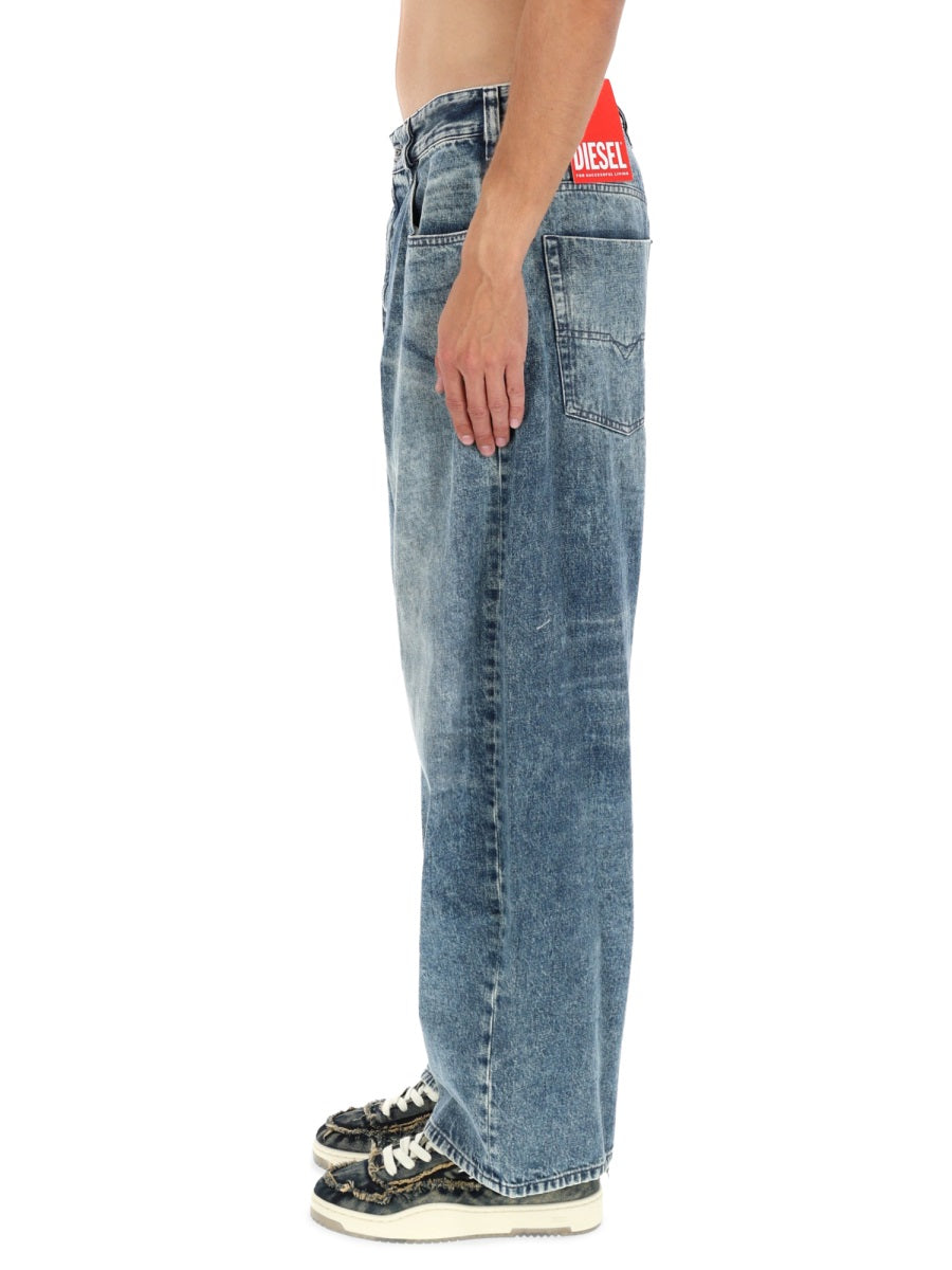 DIESEL Men's Classic Denim Jeans