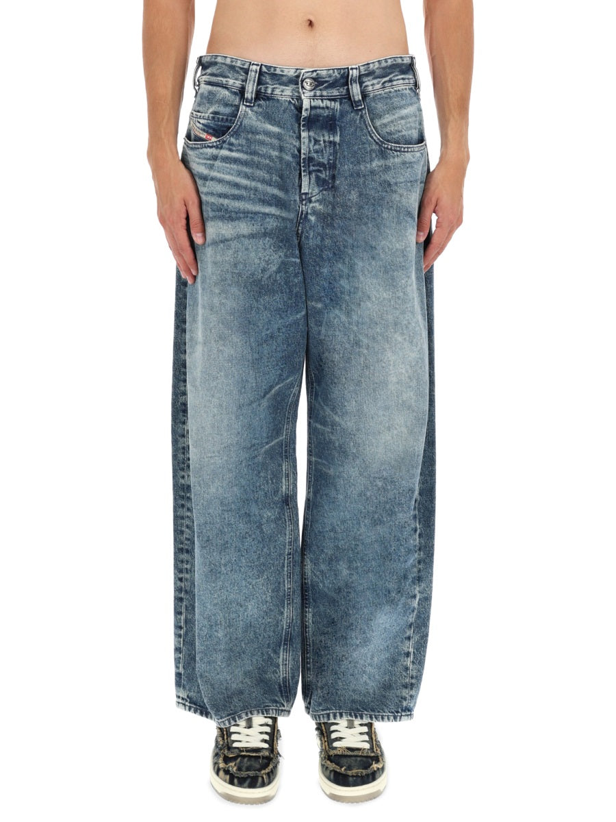 DIESEL Men's Classic Denim Jeans