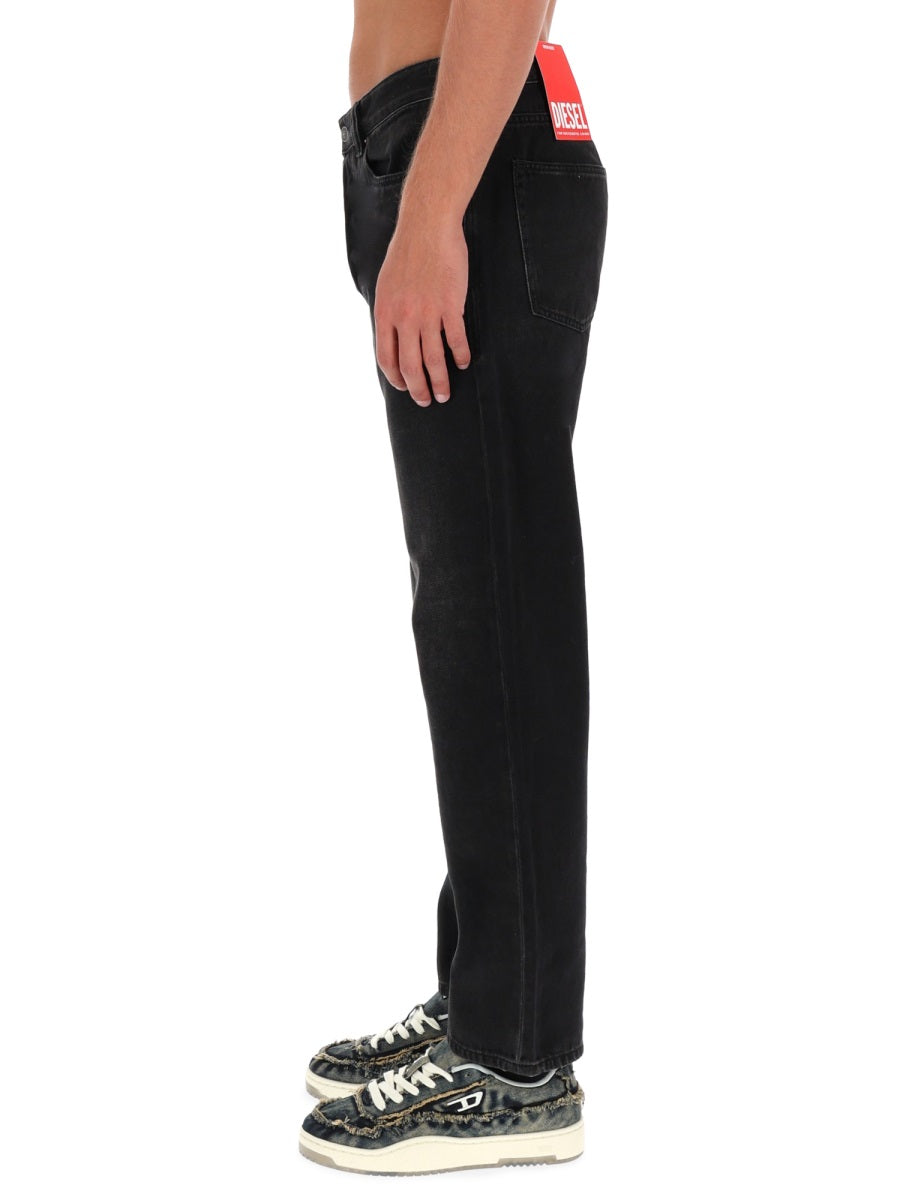 DIESEL Stylish Men's Jeans - FW25 Collection