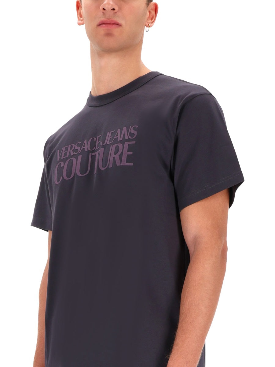 VERSACE JEANS COUTURE Men's Graphic T-Shirt - FW25 Collection
