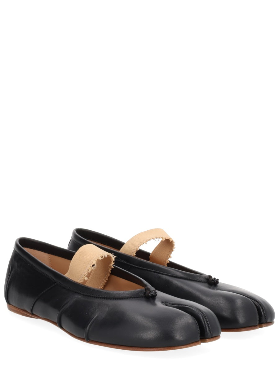 MAISON MARGIELA Elegant Leather Mini Flats for Women