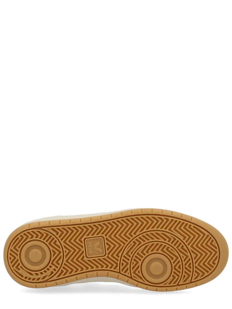 VEJA Sustainable Leather Sneakers for Women - FW25