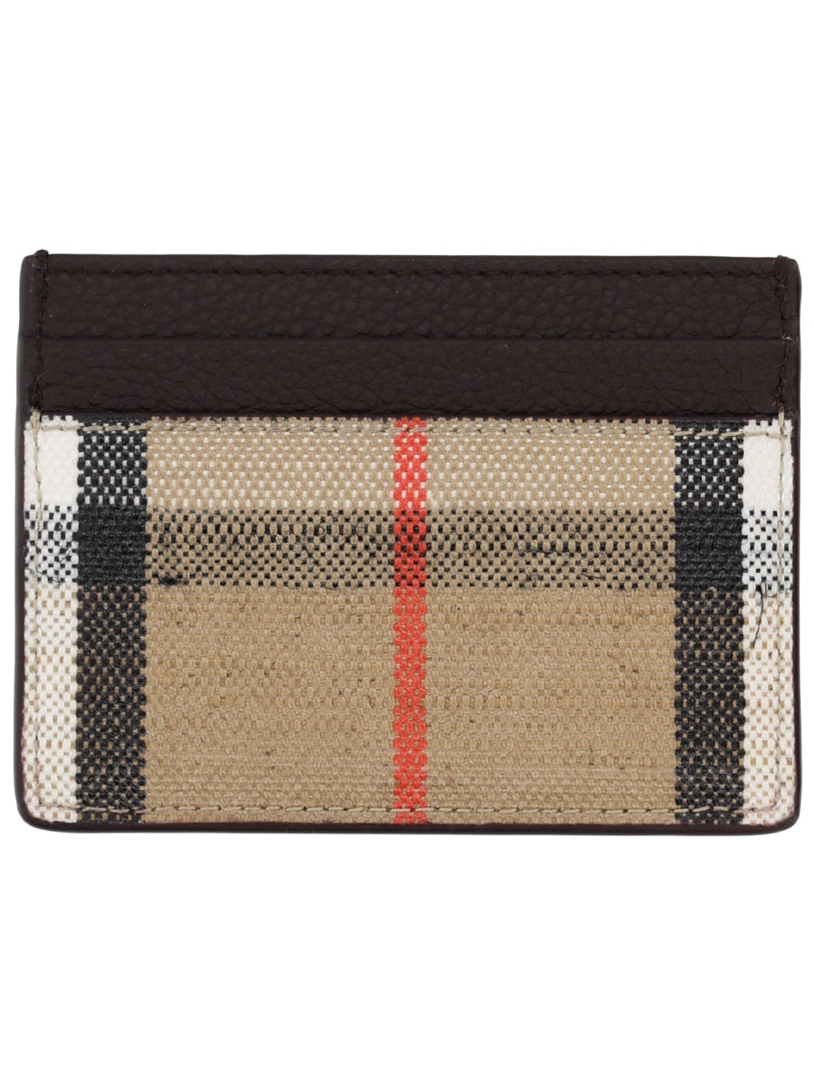 BURBERRY Chic Mini Wallet for Women