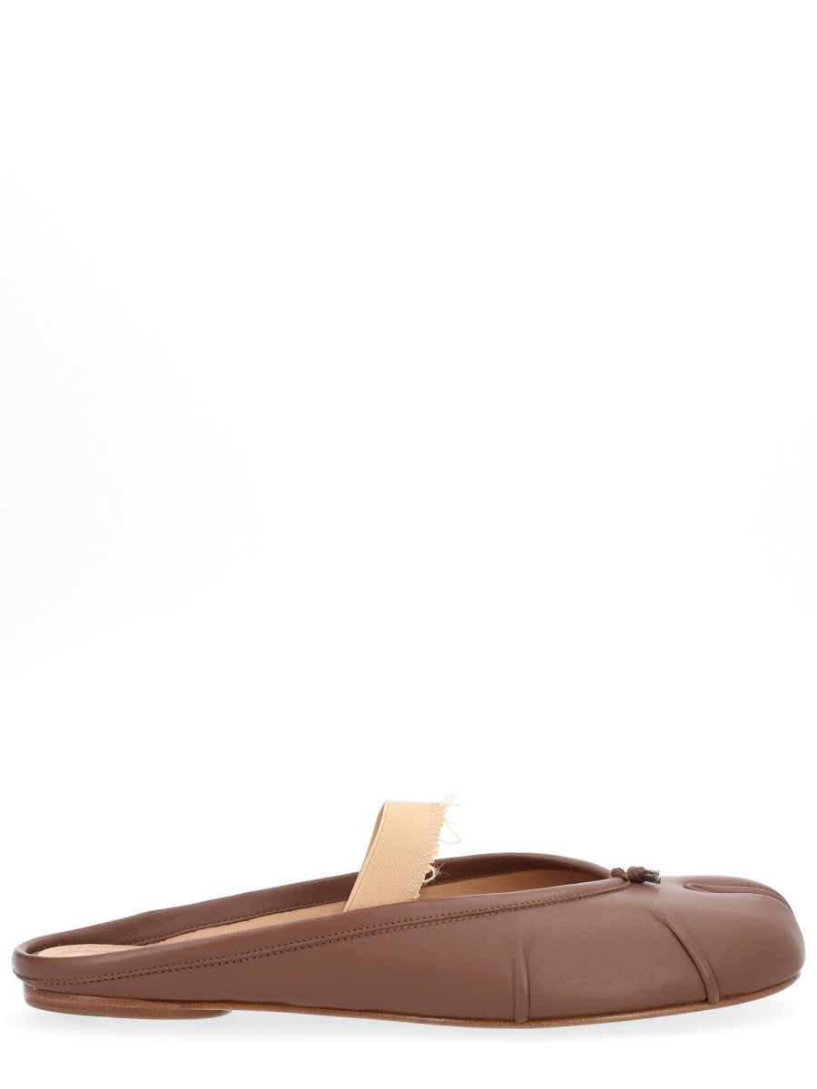 MAISON MARGIELA Elegant Leather Flats for Women
