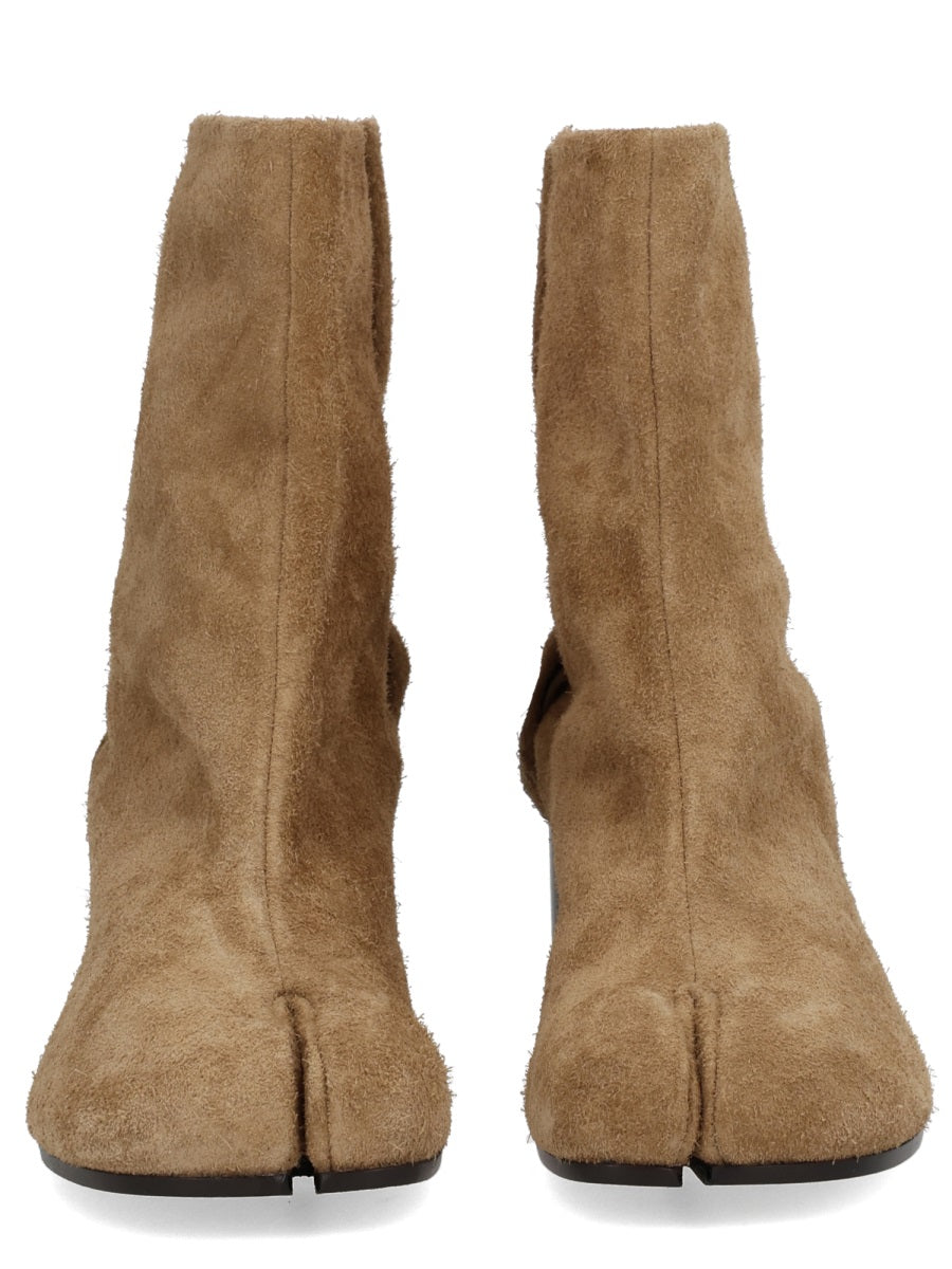 MAISON MARGIELA Elegant Leather Knee-High Boots for Women