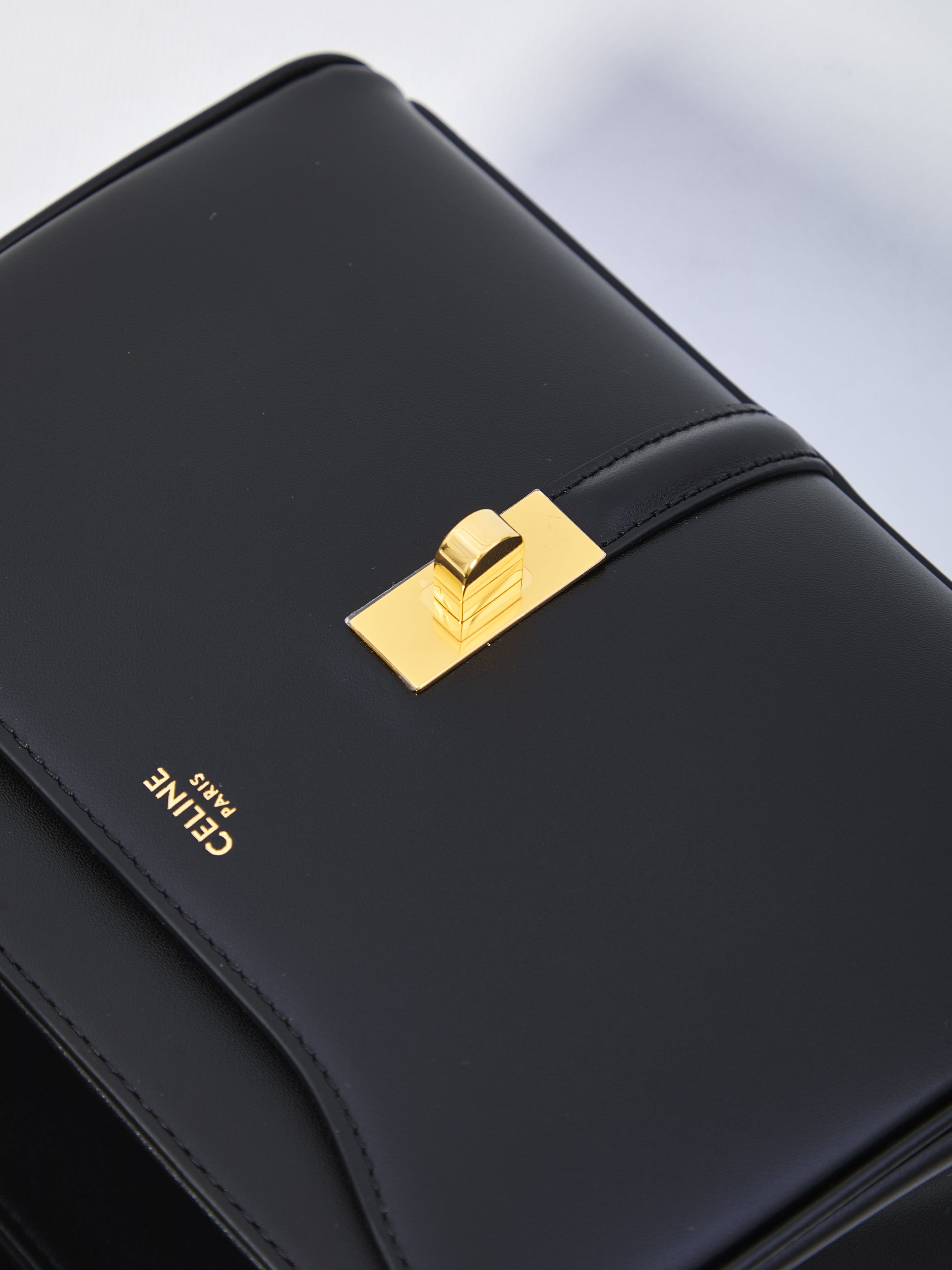 CELINE Mini 16 Handbag - Sophisticated Design and Versatile Functionality