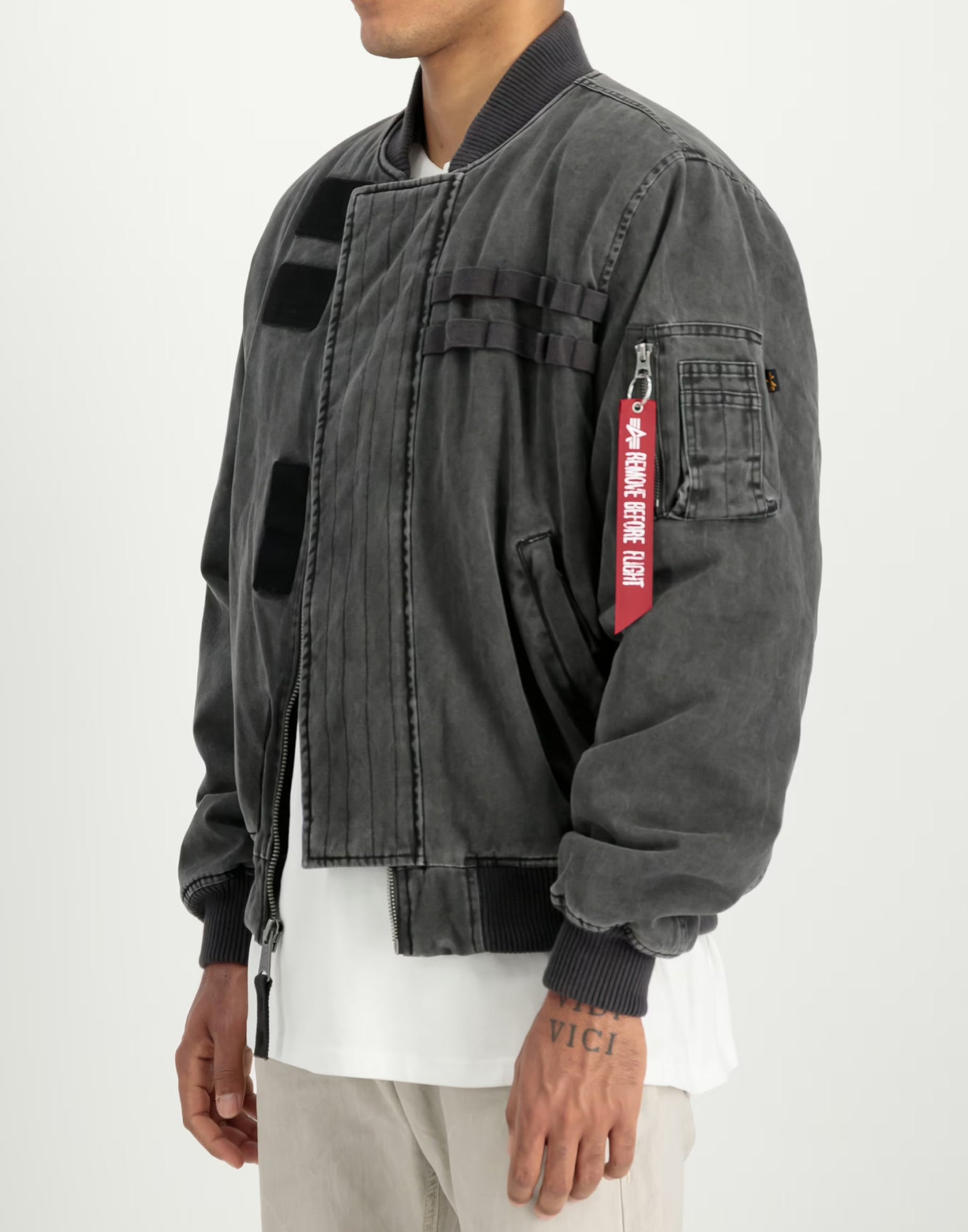 ALPHA INDUSTRIES Combat Bomber Jacket