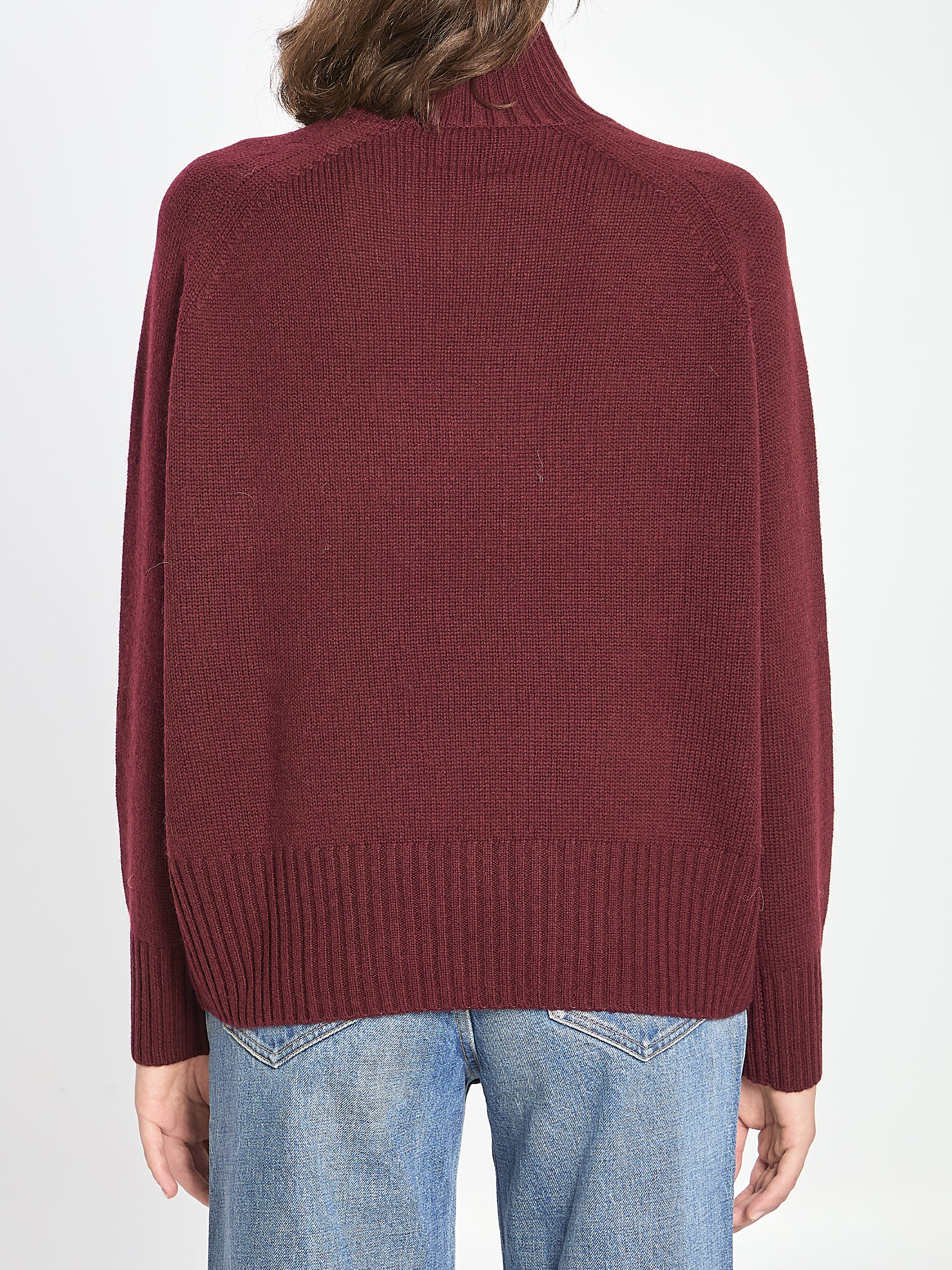 ALLUDE Cozy Turtleneck Sweater with Relaxed Fit - Size S